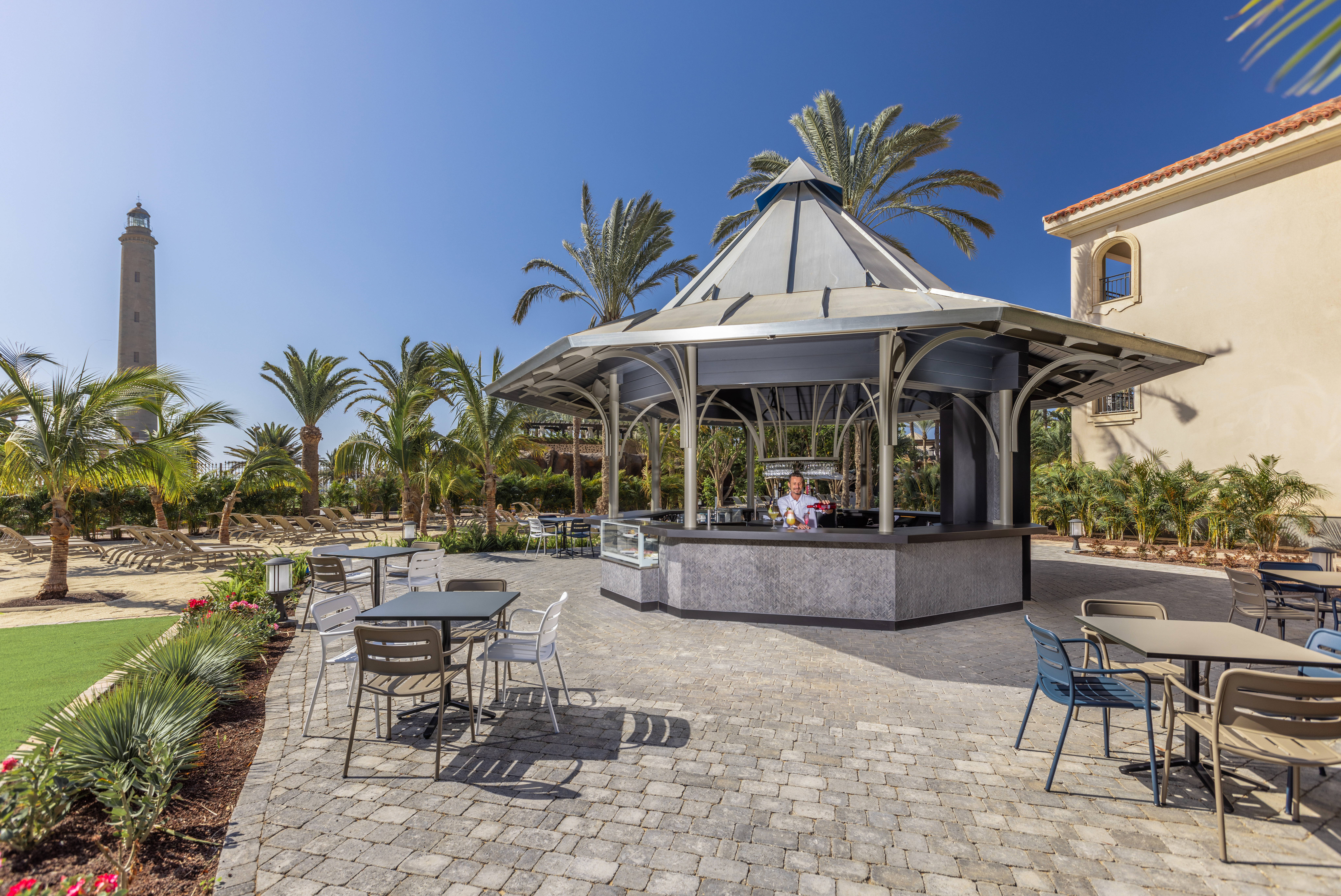 unique club pool bar hotel lopesan costa meloneras