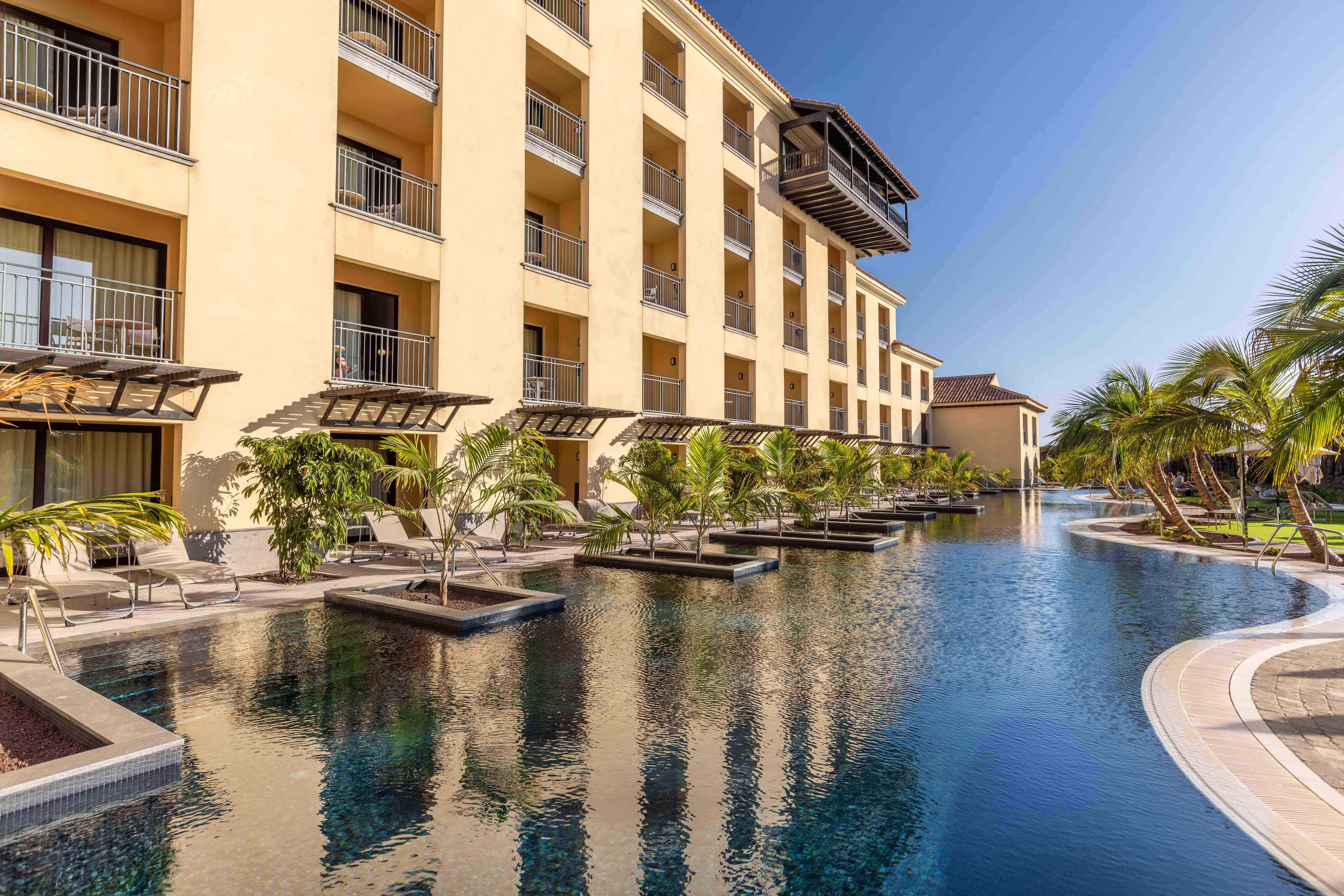 bilder außen terrasse zimmer hotel lopesan costa meloneras