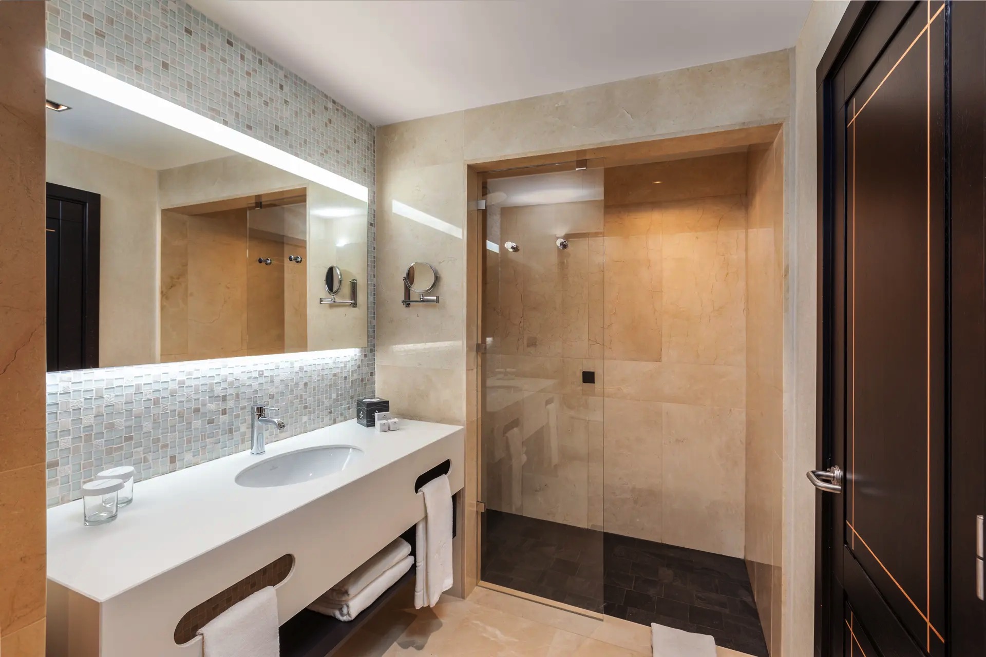 bathroom lopesan costa meloneras premium pool room