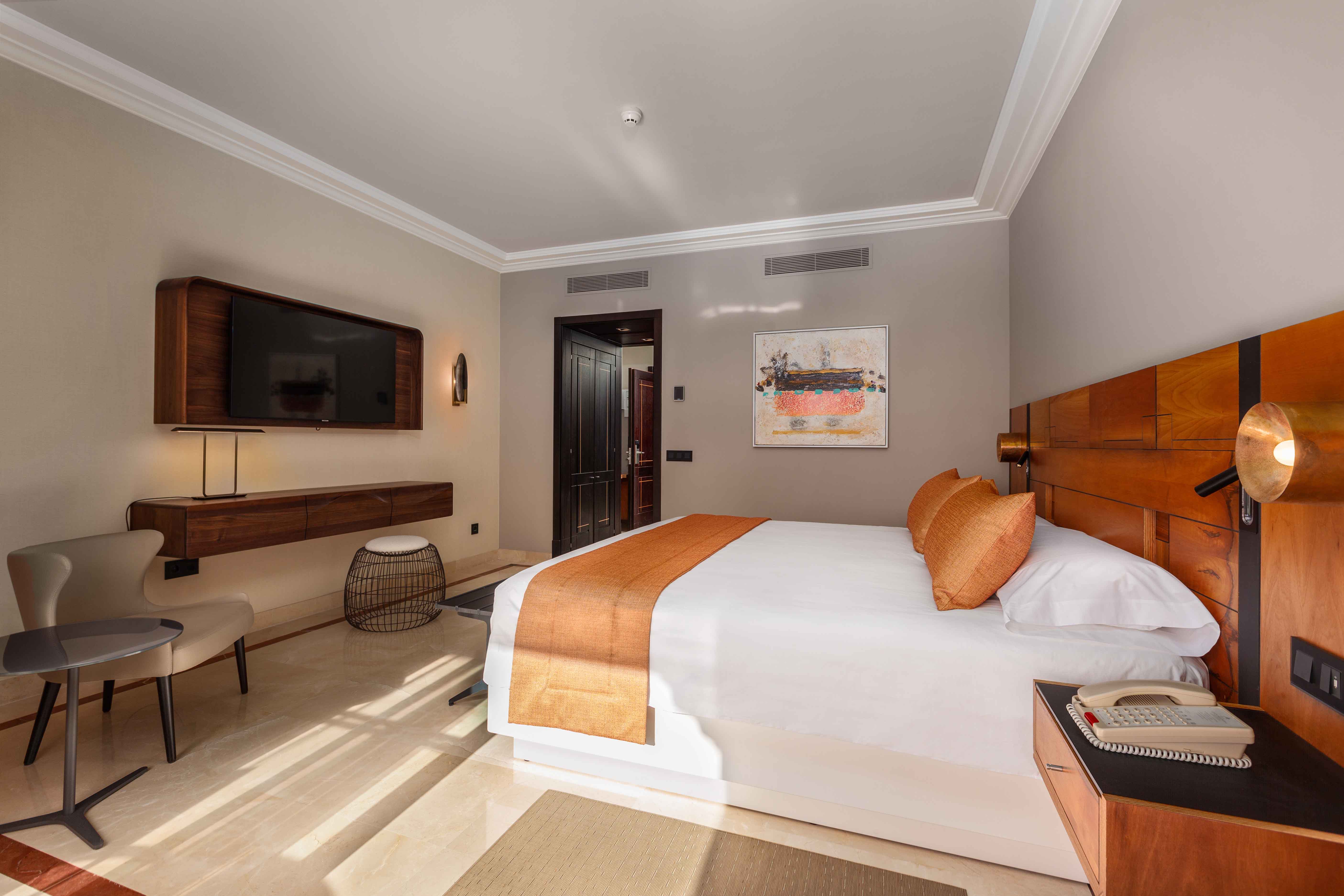 camas habitación unique deluxe resort lopesan costa meloneras