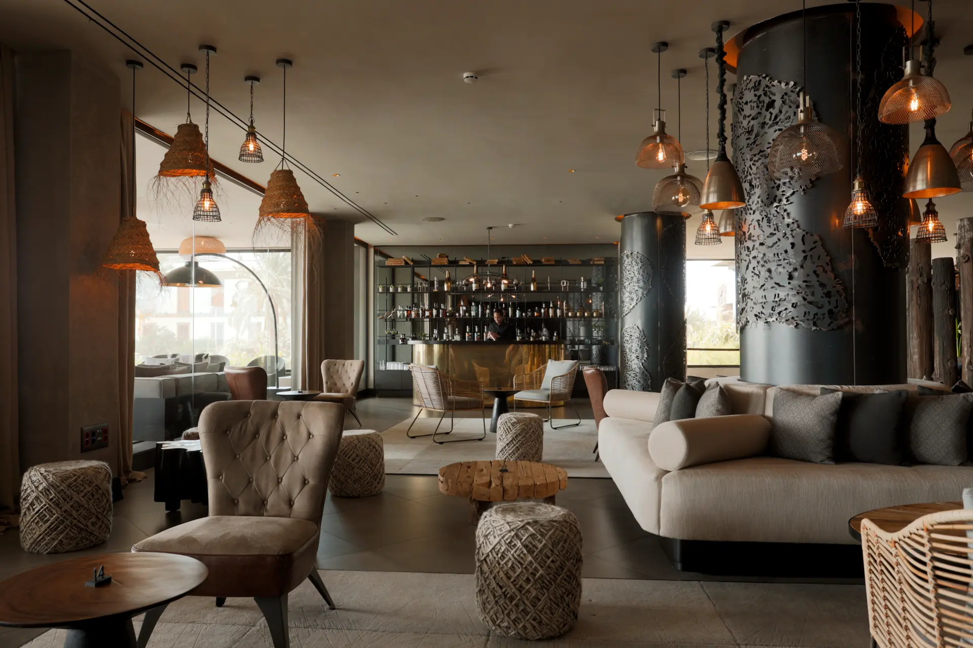 fotos suru bar hotel faro lopesan collection