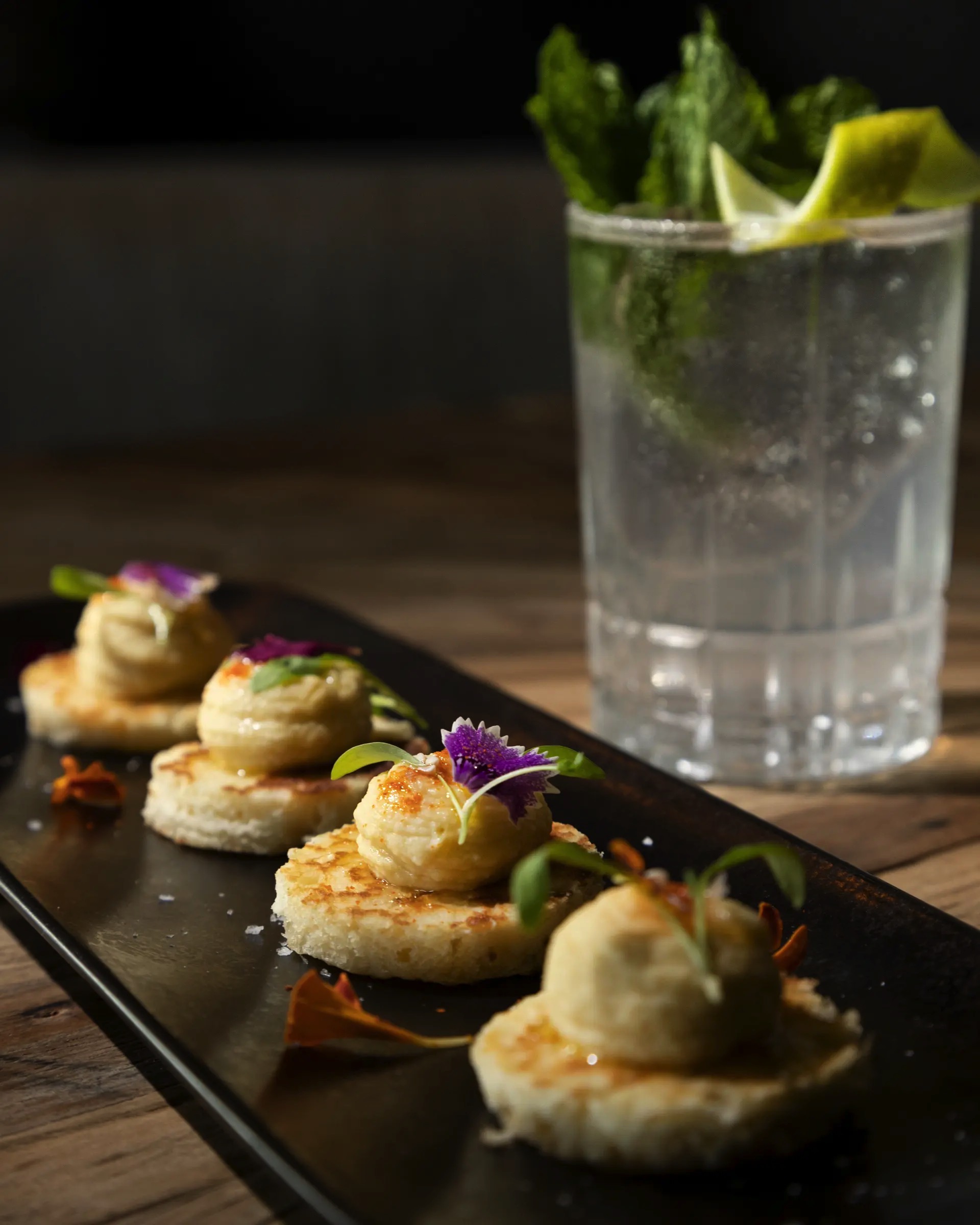 fotografía aperitivo hummus hotel faro lopesan collection