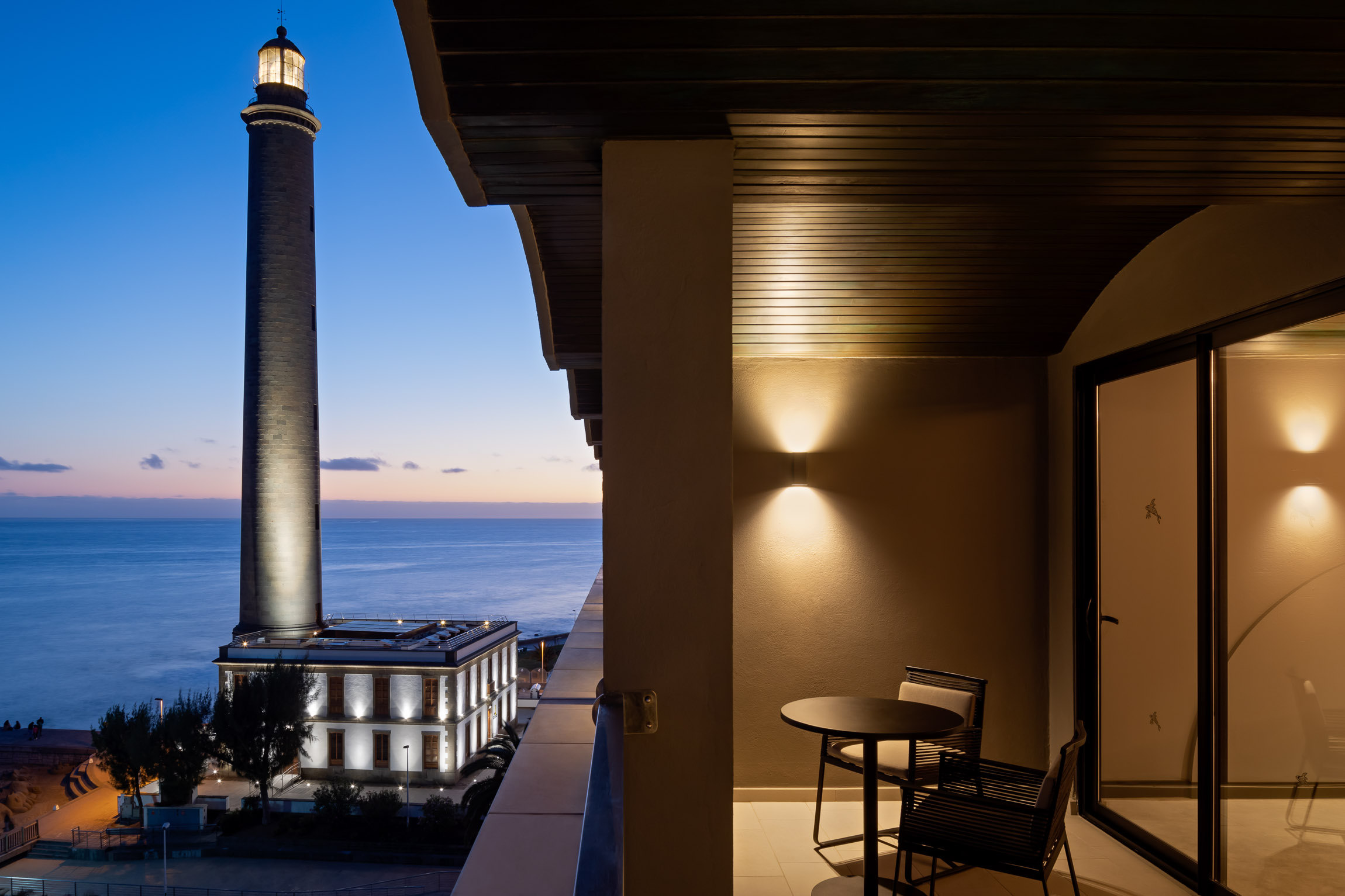fotos nacht terrasse zimmer hotel faro lopesan collection
