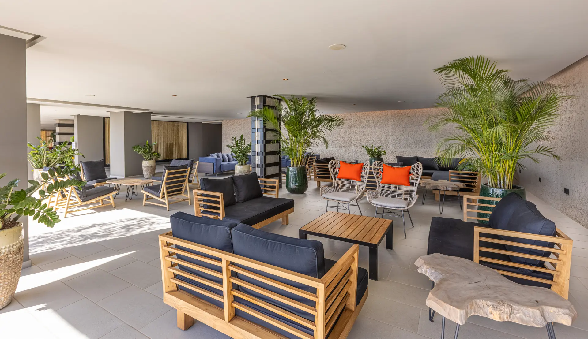 fotos chill-out-bereich hotel faro lopesan collection