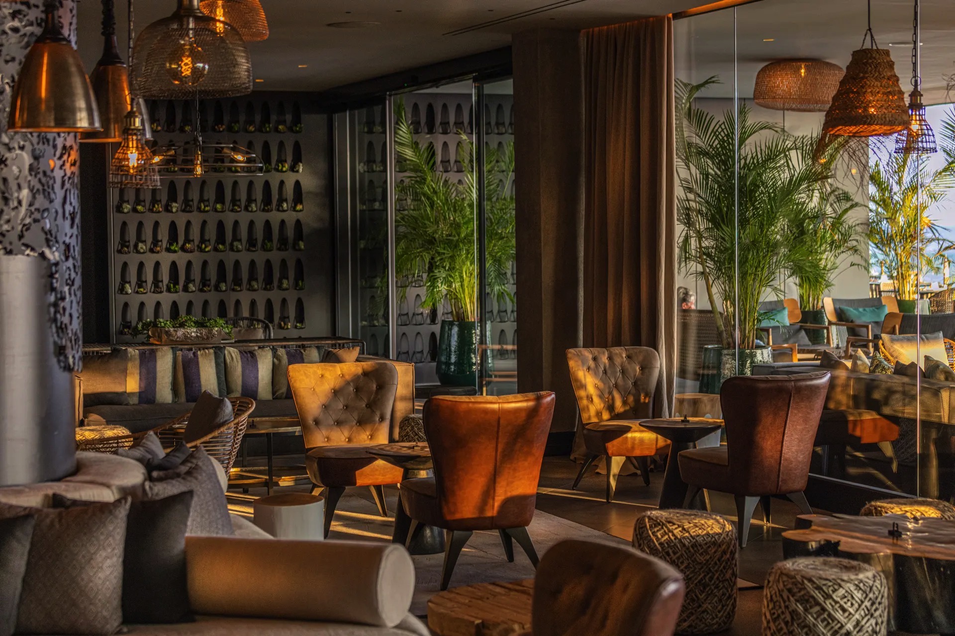 foto recepción hotel faro lopesan collection