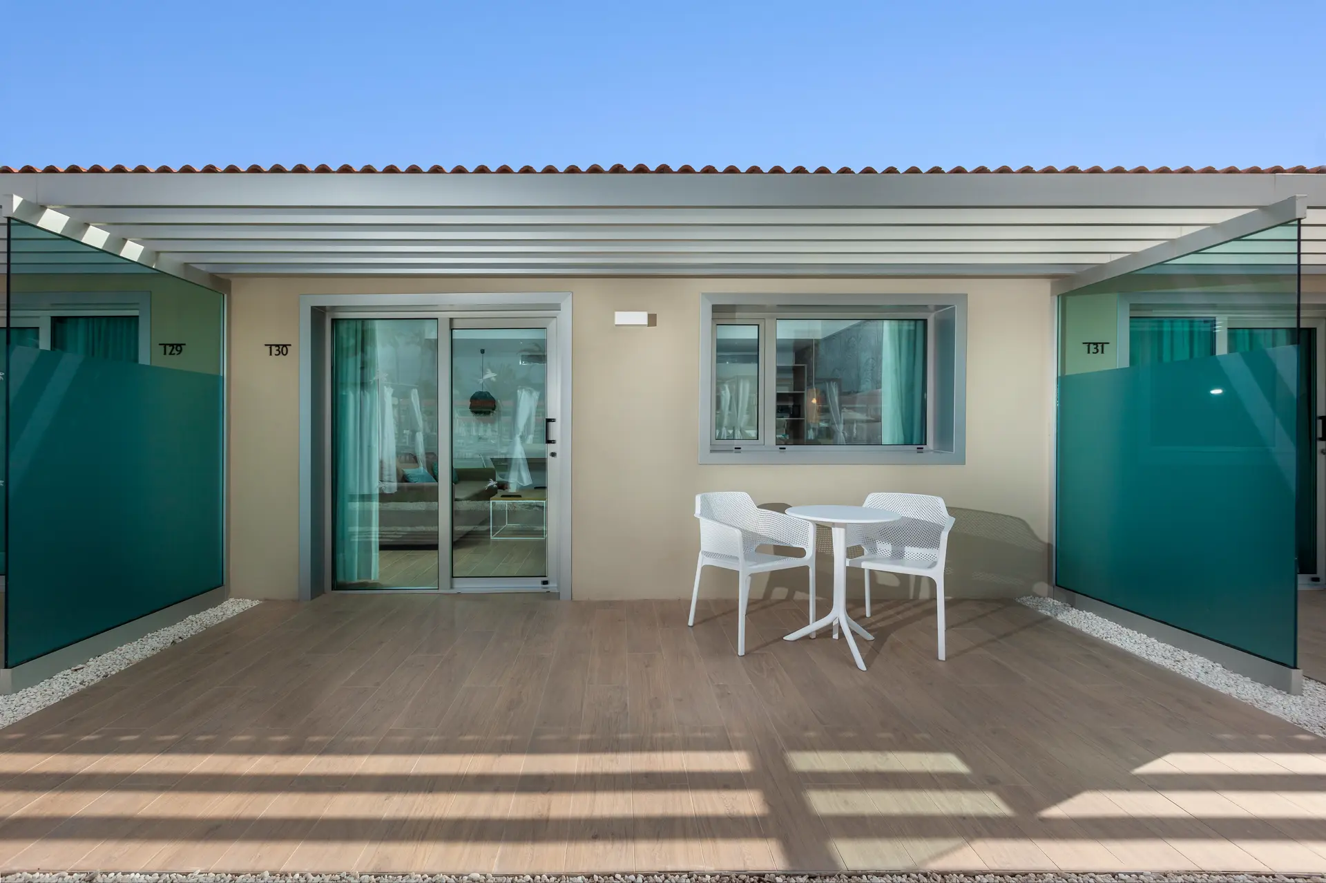 fotos terrasse zimmer familien suite hotel kumara serenoa