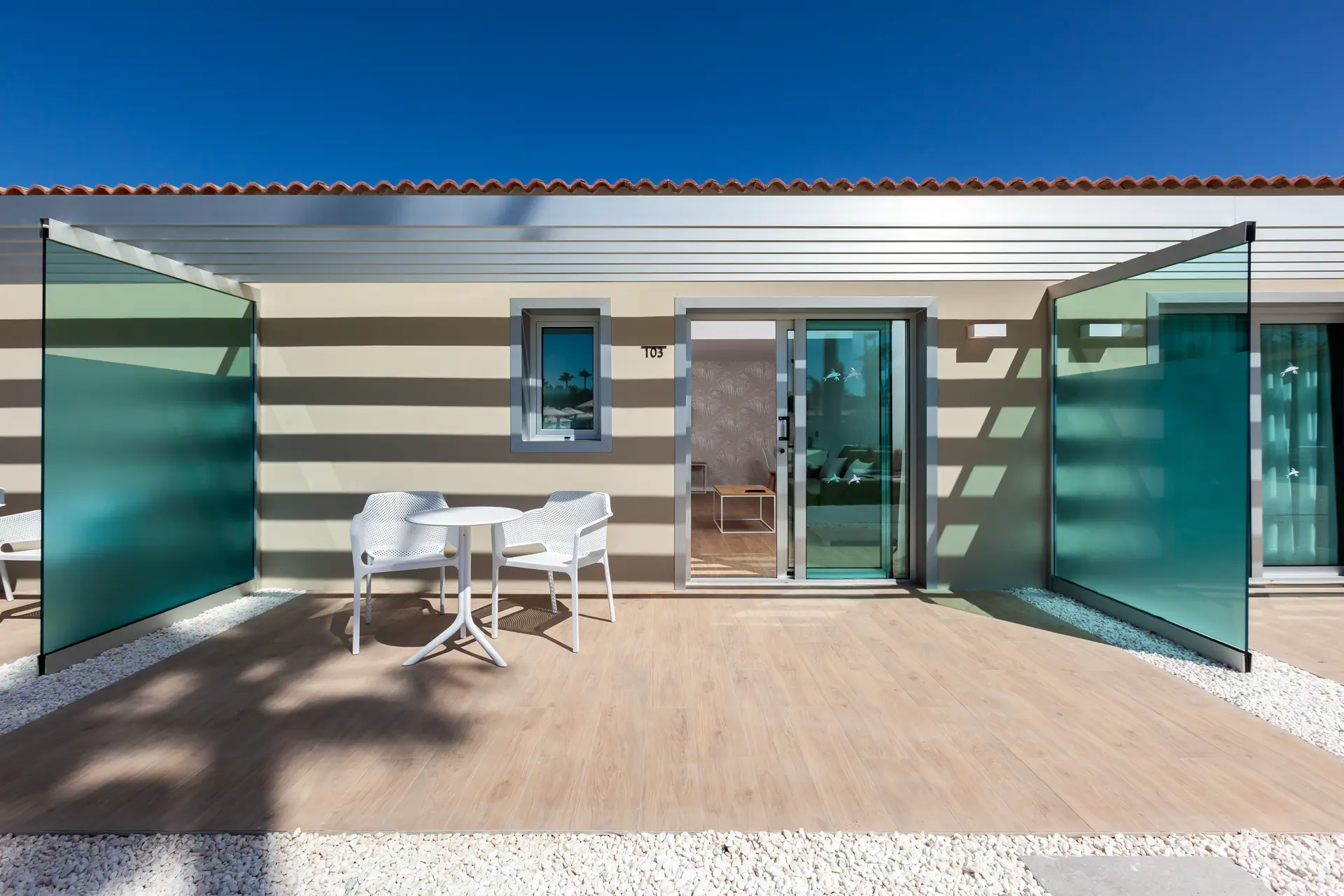 fotos terrasse zimmer barrierefreie junior suite hotel kumara serenoa