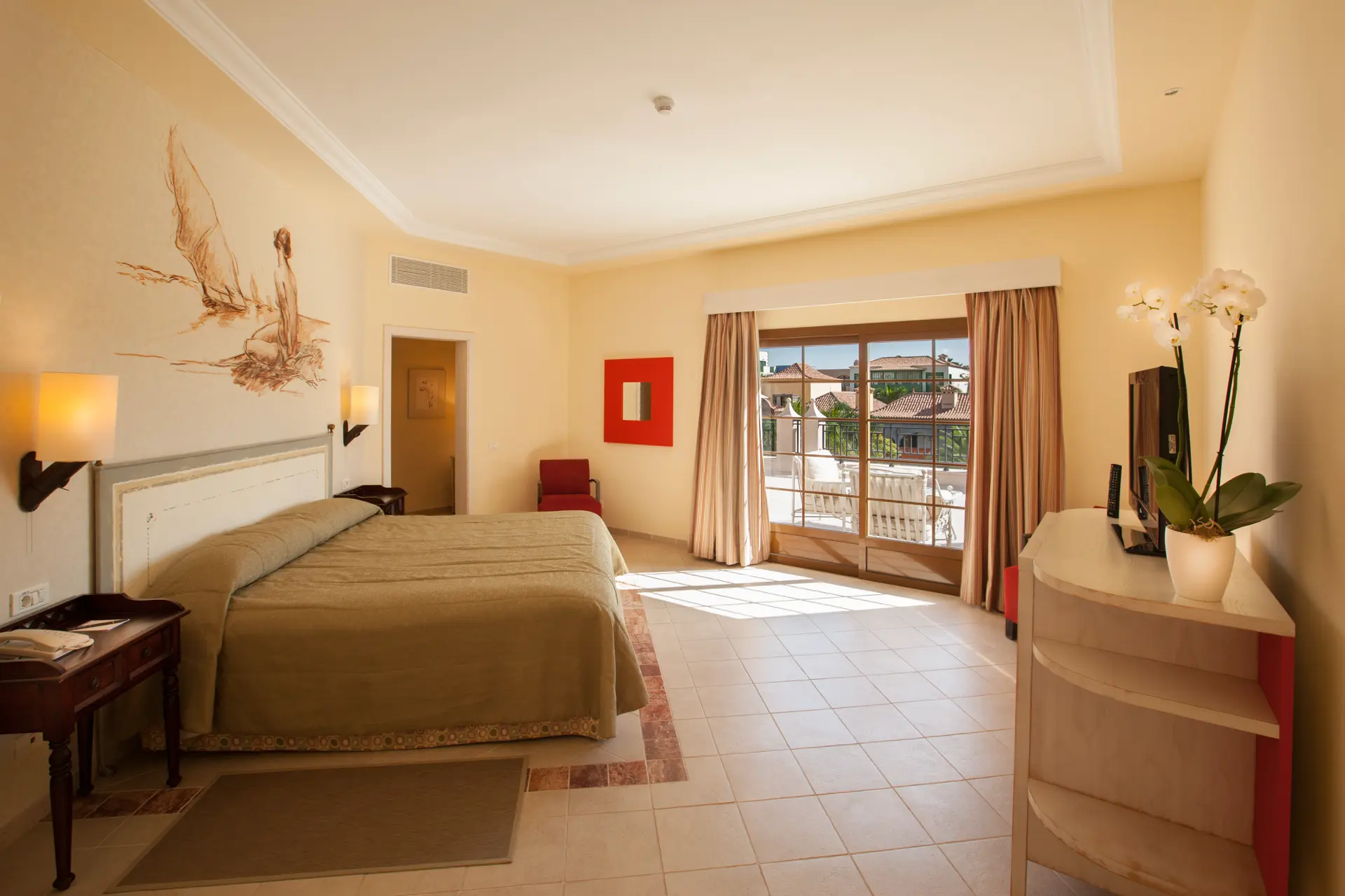 bed lopesan villa del conde royal suite