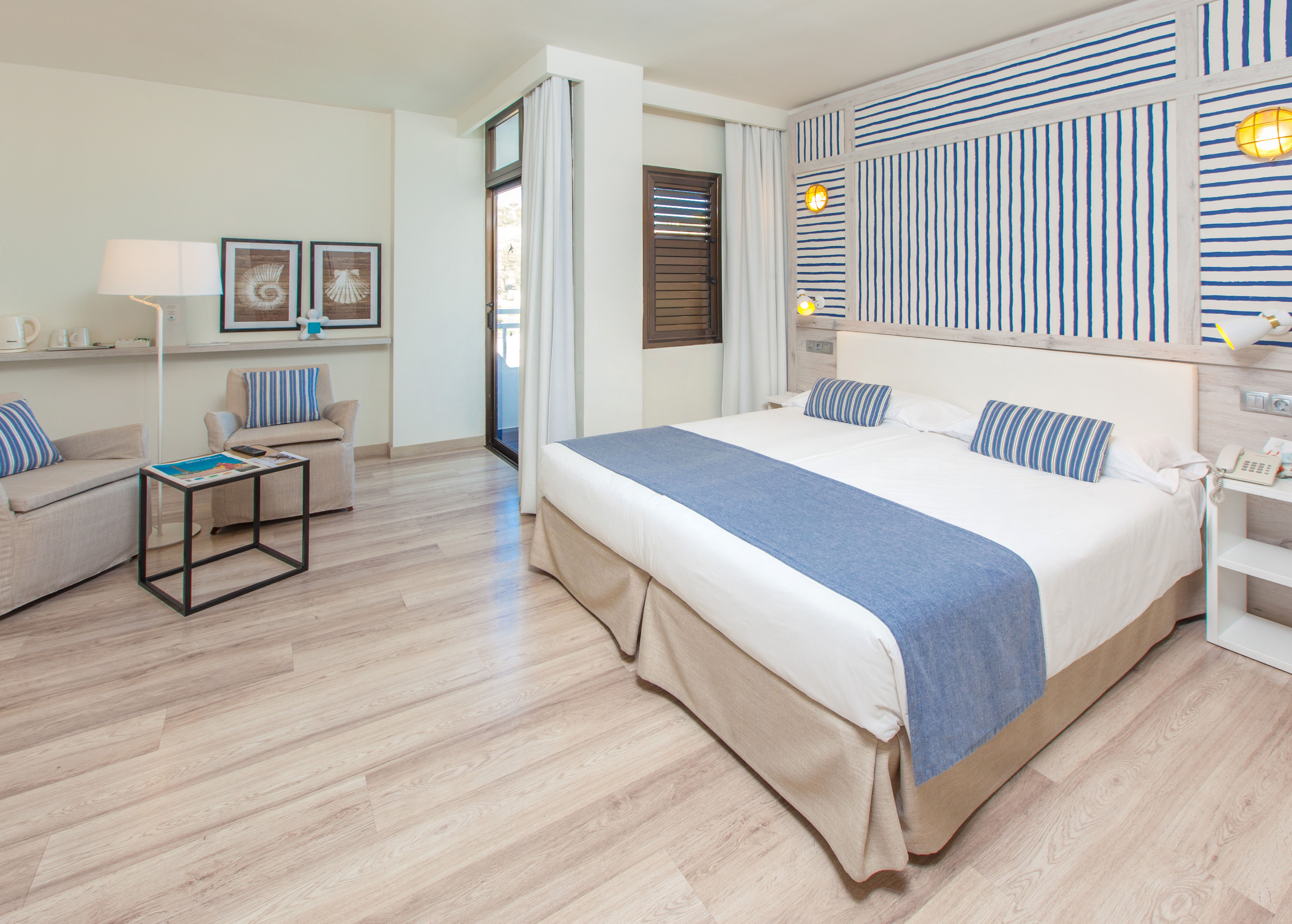rooms corallium beach by lopesan hotels