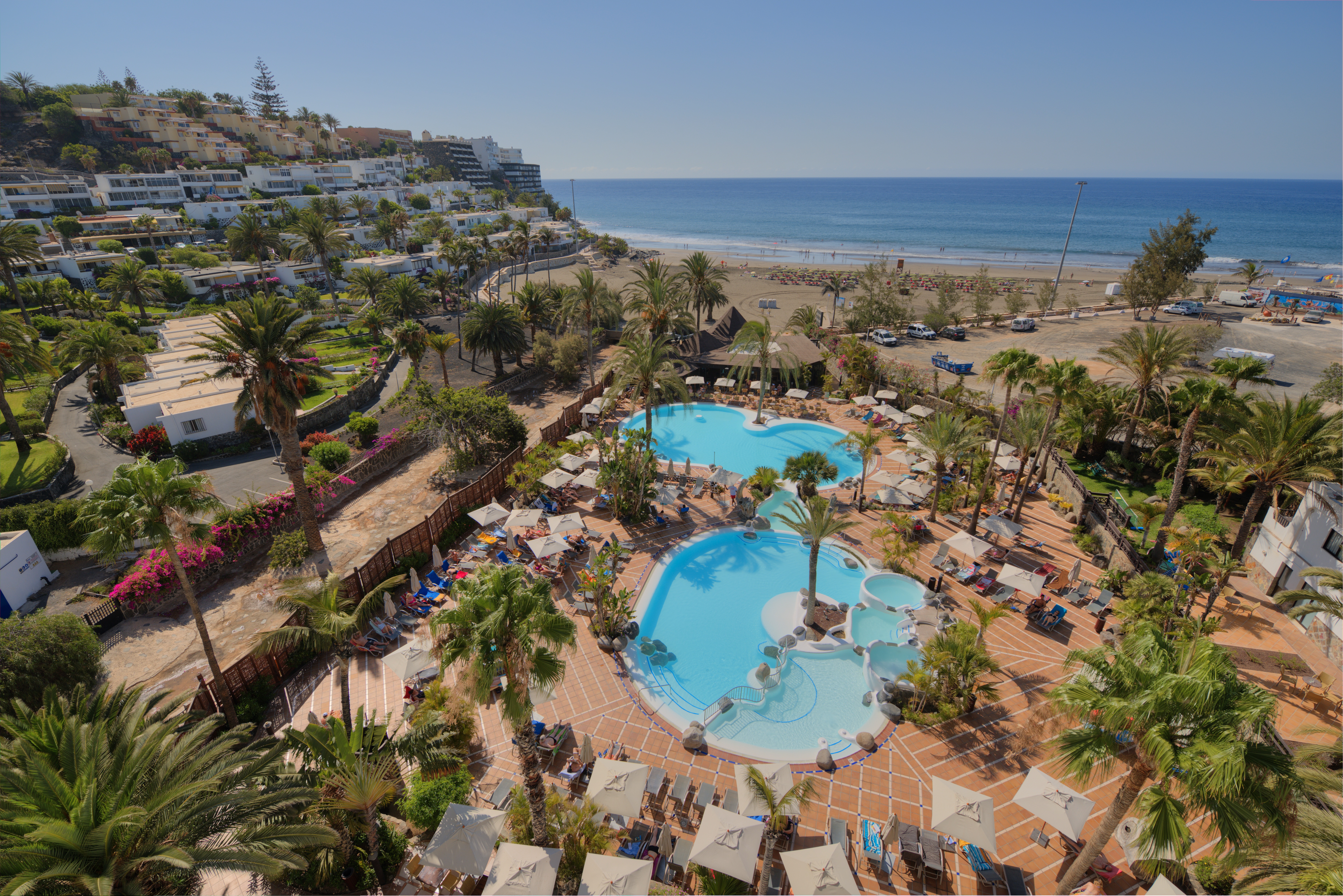 galería de imágenes hotel corallium beach piscina