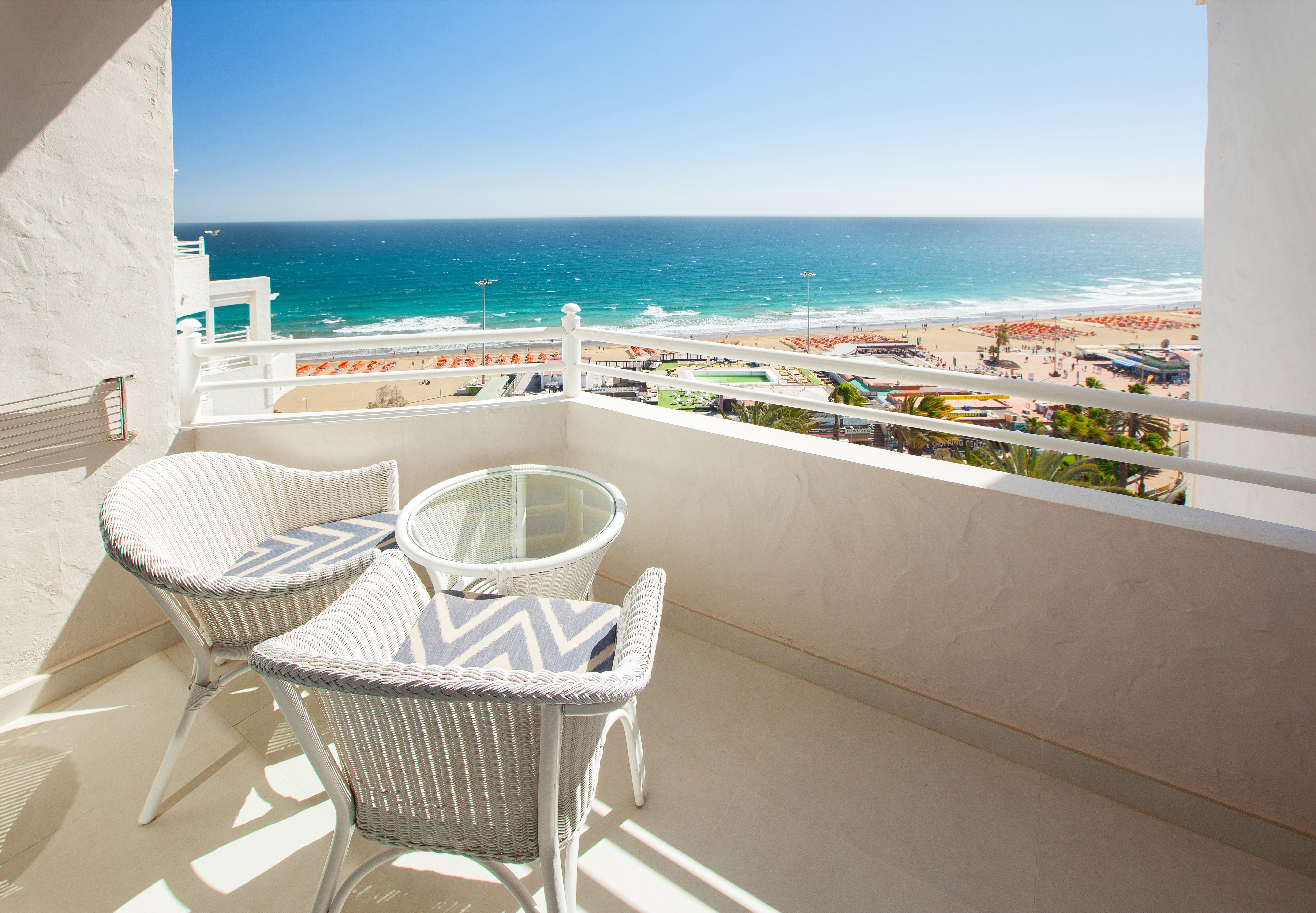 fotos terraza habitaciones corallium dunamar doble deluxe vista