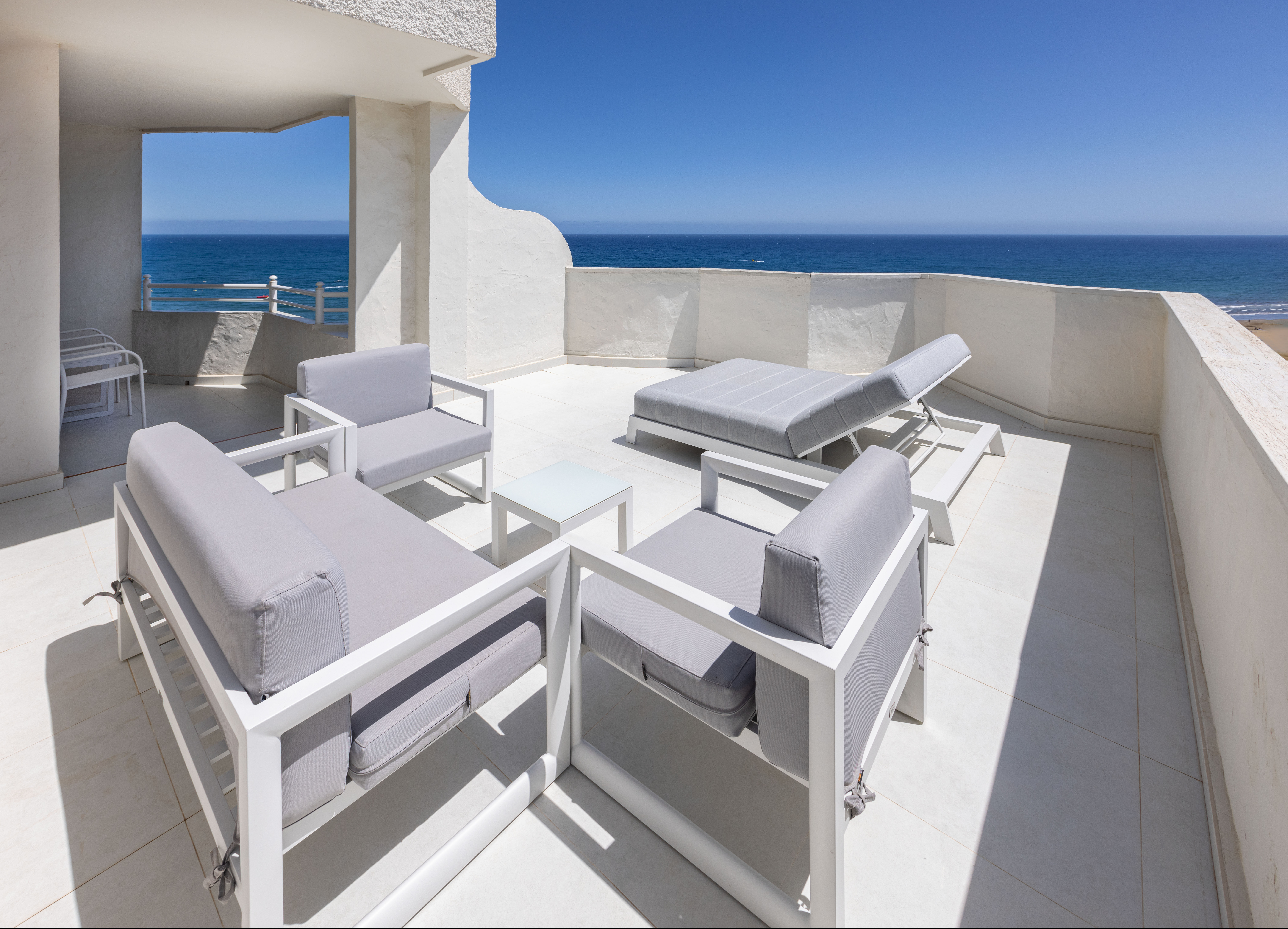 fotos terraza habitaciones unique superior corallium dunamar