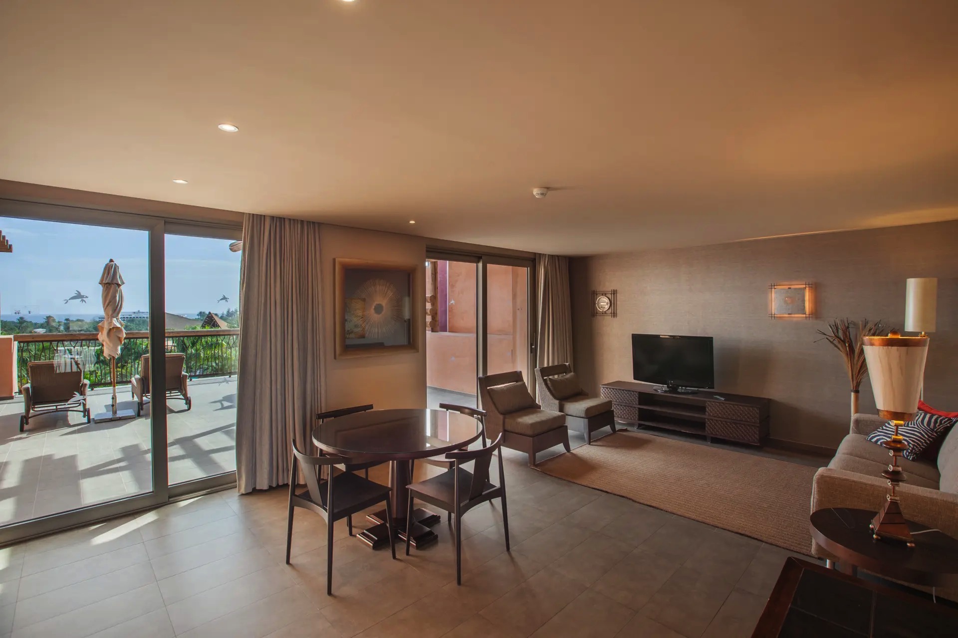 salón senior suite lopesan baobab