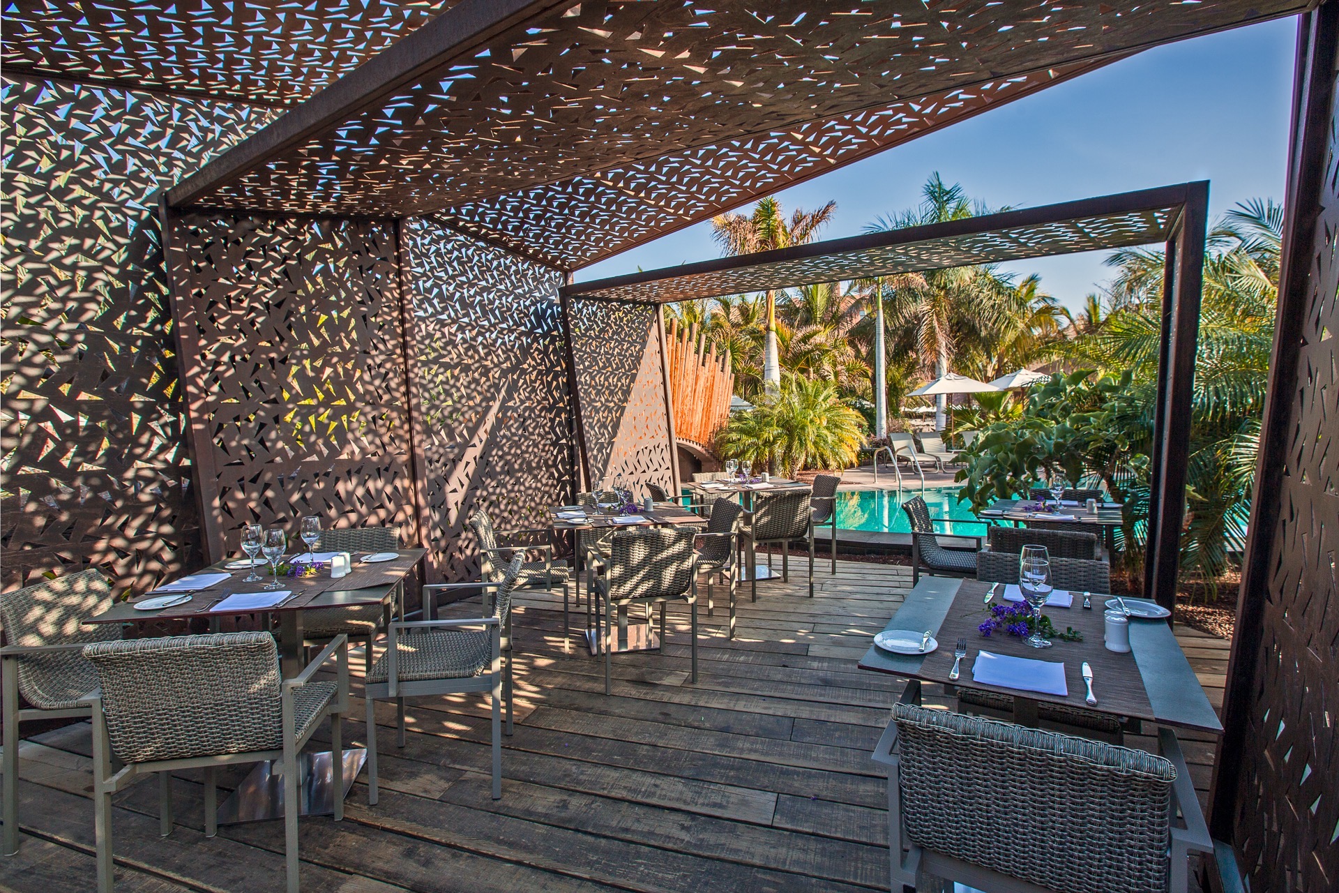 pili pili lopesan baobab resort restaurant