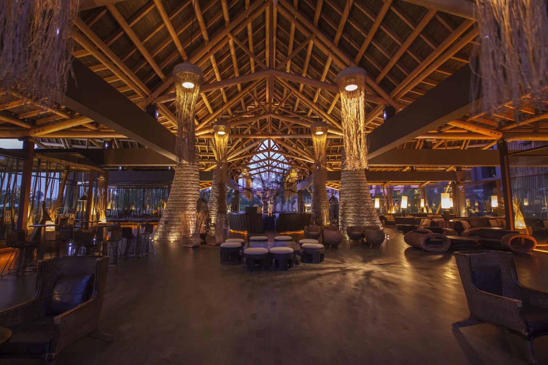 richard-burton-bar-hotel-lopesan-baobab-resort