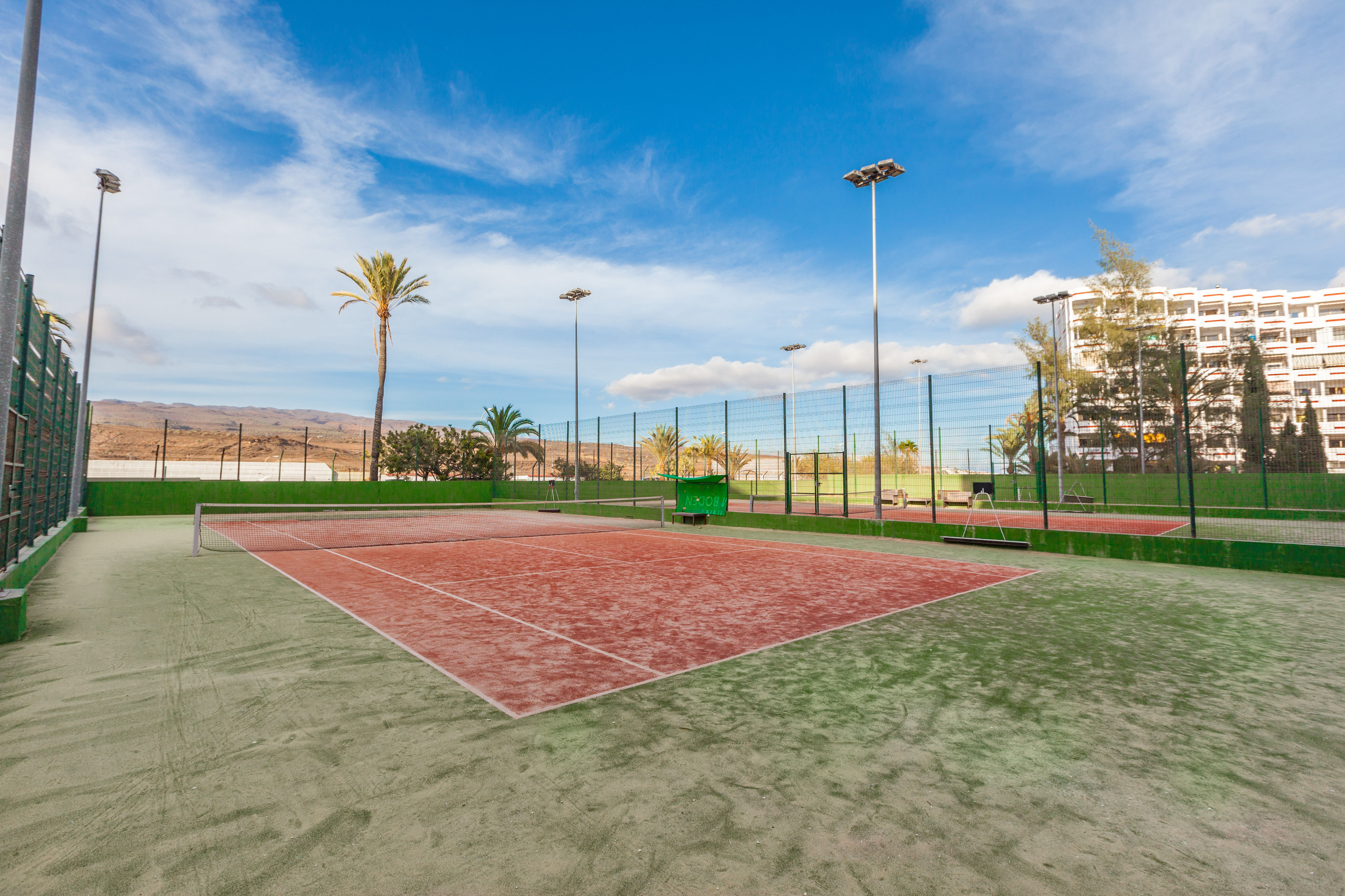 pista tenis imágenes y fotos lopesan abora buenaventura by lopesan hotels