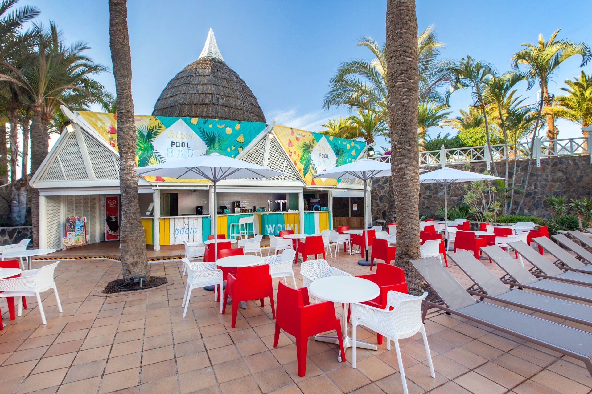 pool bars abora buenaventura