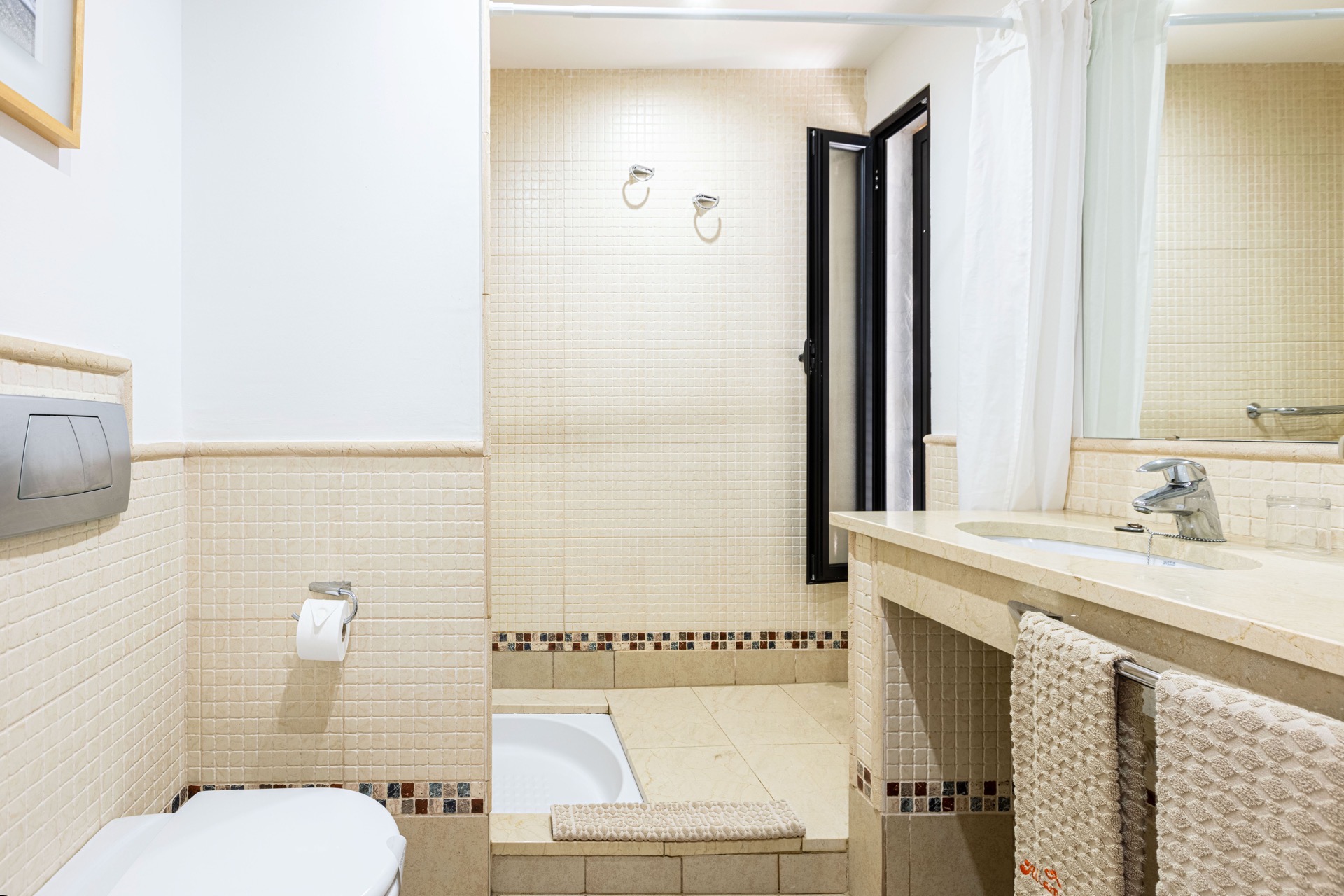 fotos deluxe bungalow badezimmer ifa villas altamarena