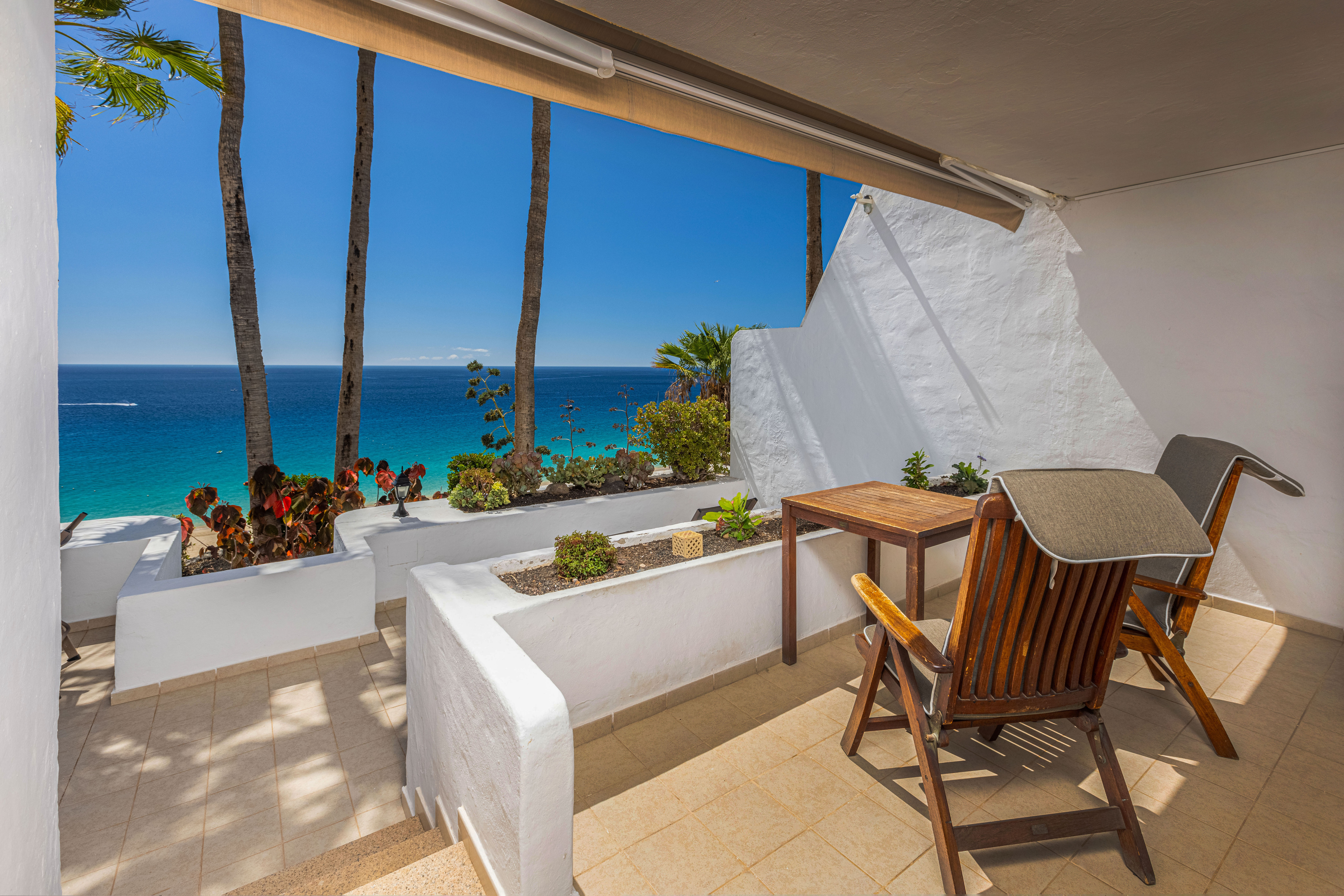 alojamiento ifa villas altamarena