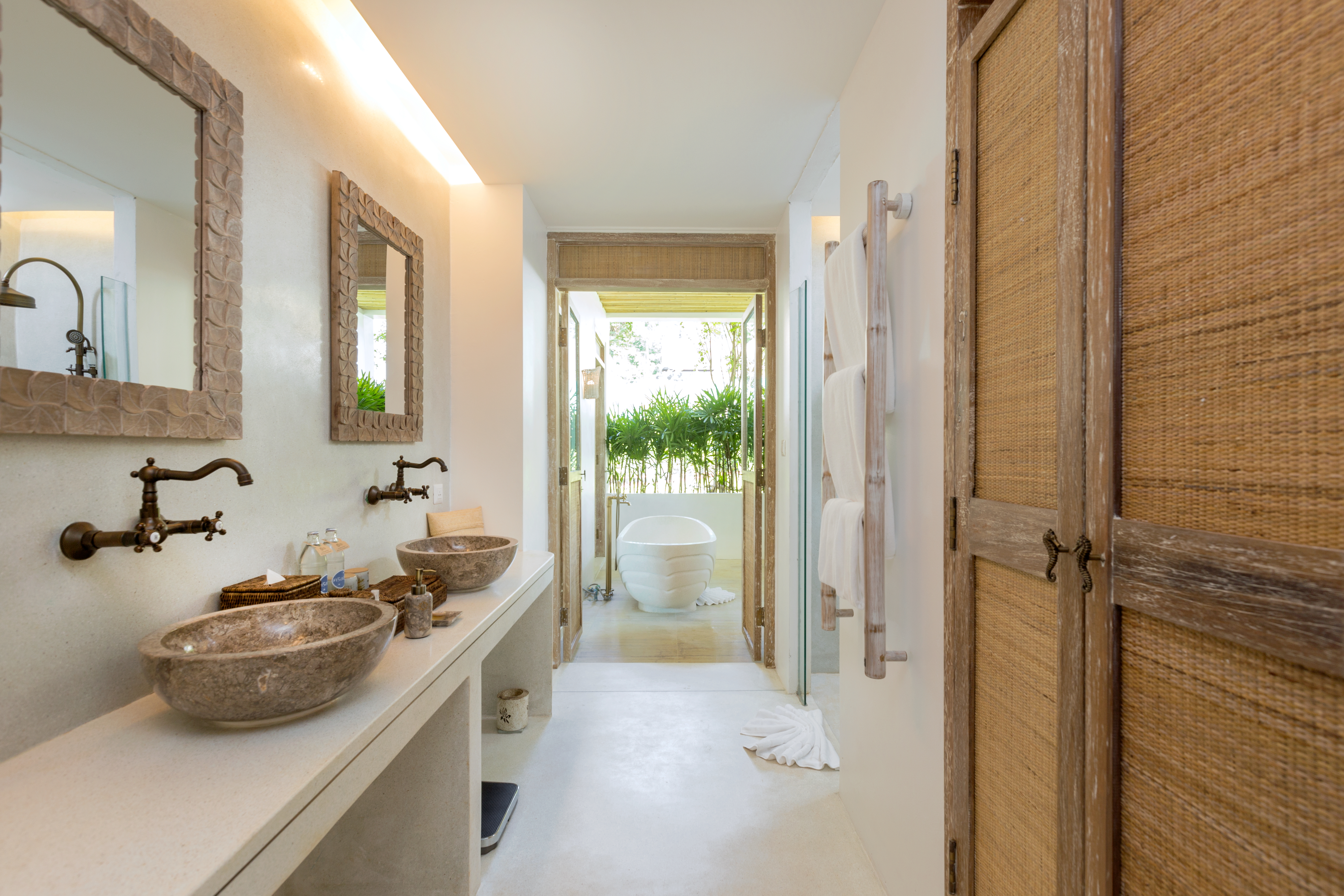 photos bathroom rooms hotel eden beach lopesan collection eden suite