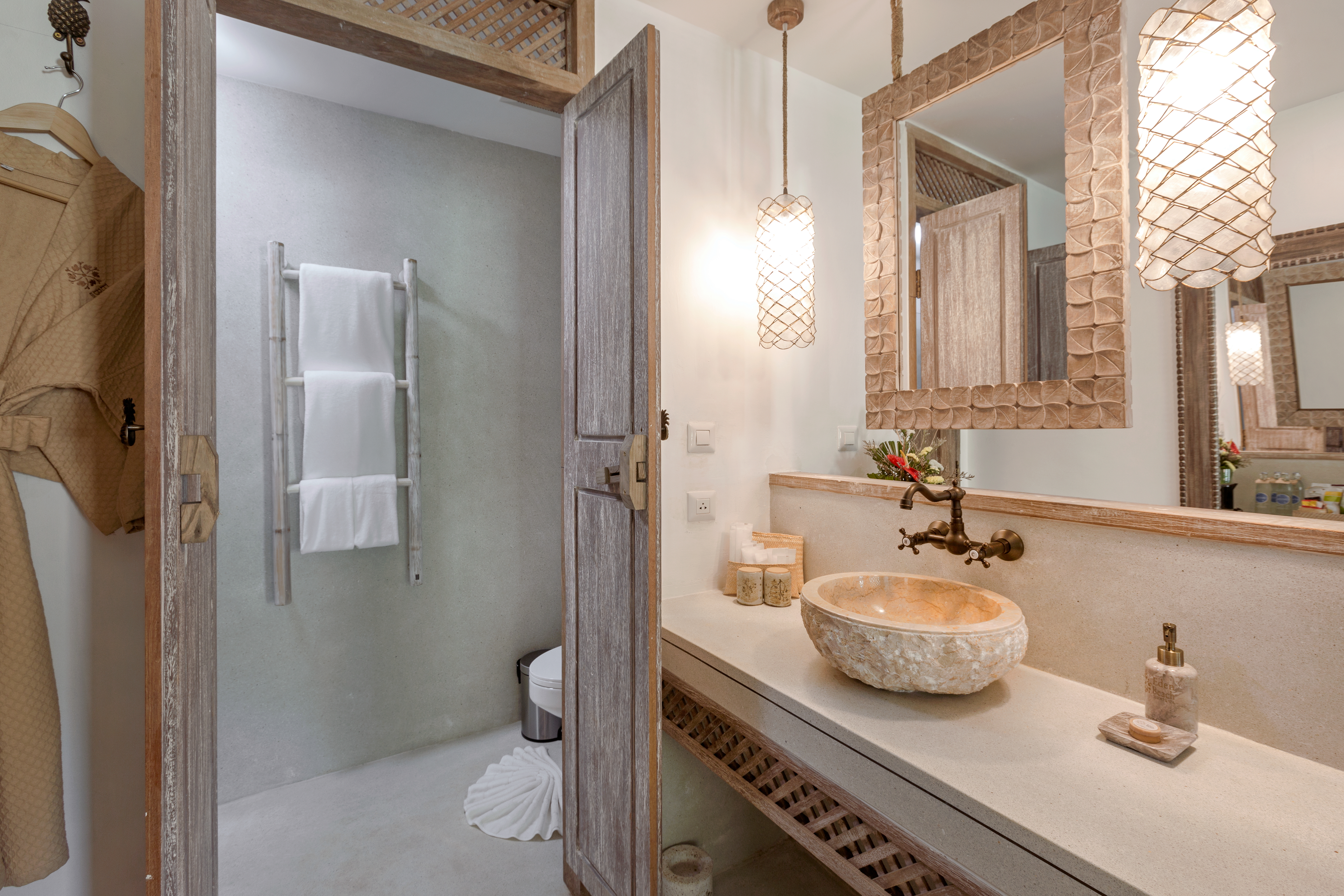 photos bathroom rooms hotel eden beach lopesan collection garden pool