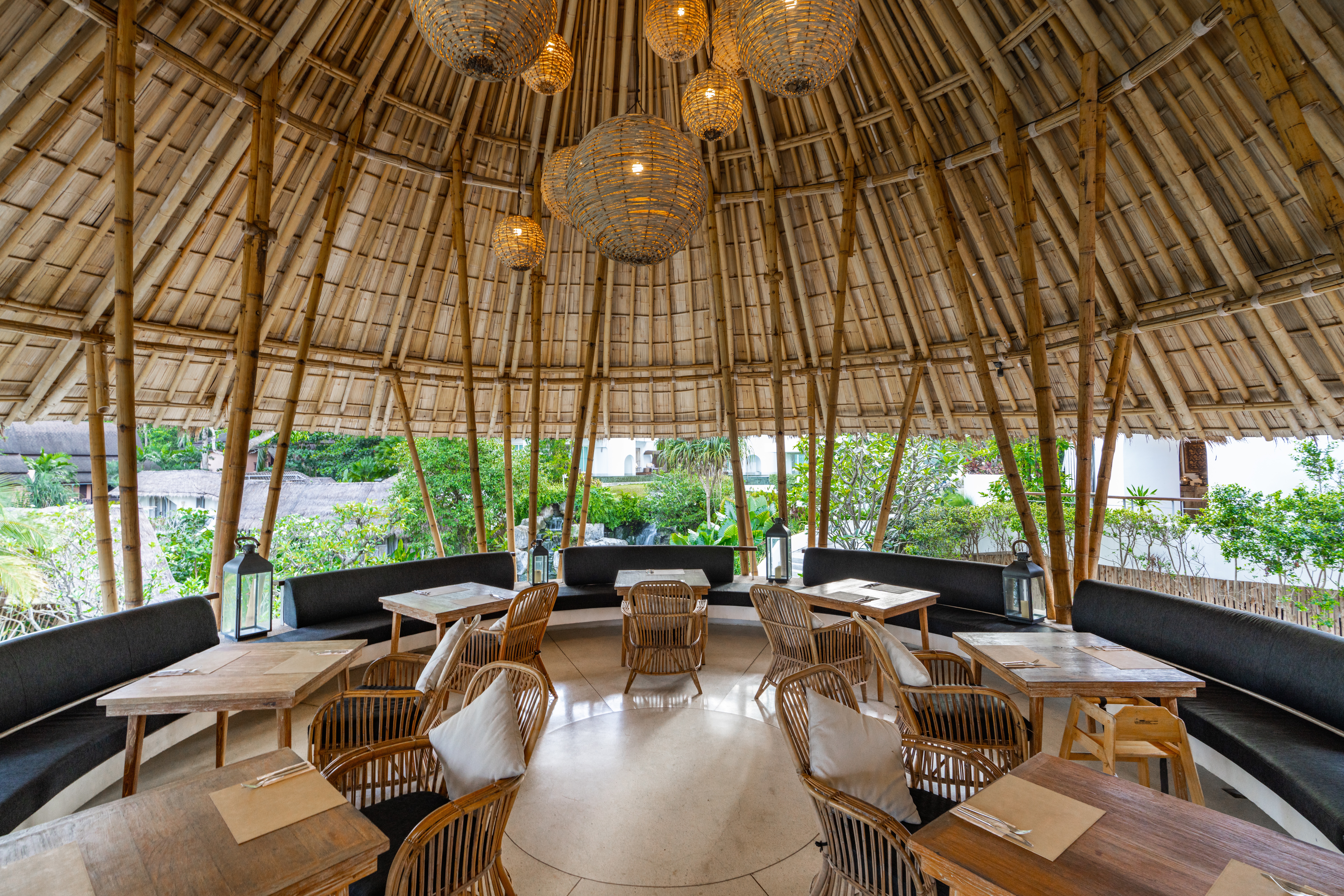 photos dining room genesis restaurant eden beach resort & spa