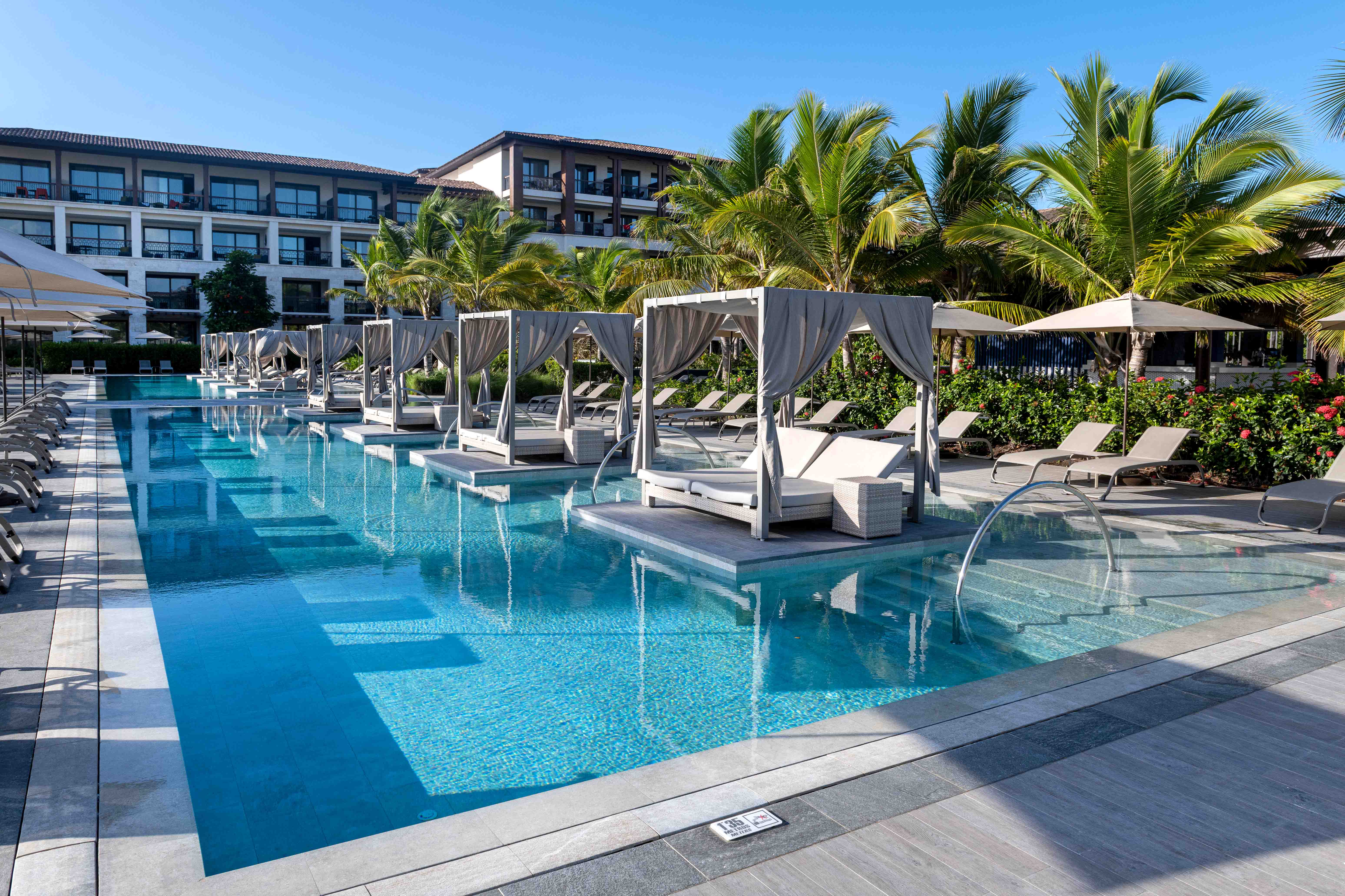 piscinas exteriores hotel punta cana república dominicana