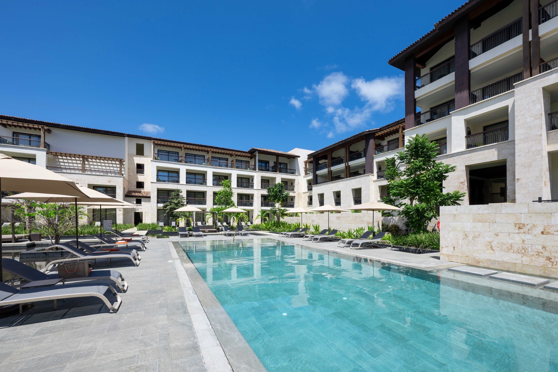 exterior hotel lopesan costa bávaro fotos