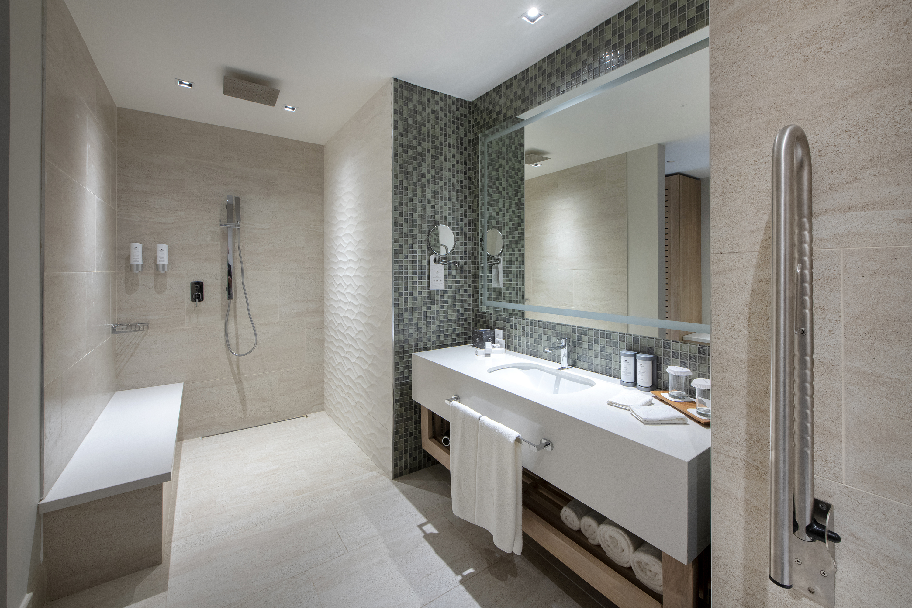 lopesan costa bavaro resort queen handicap junior suite bathroom photos