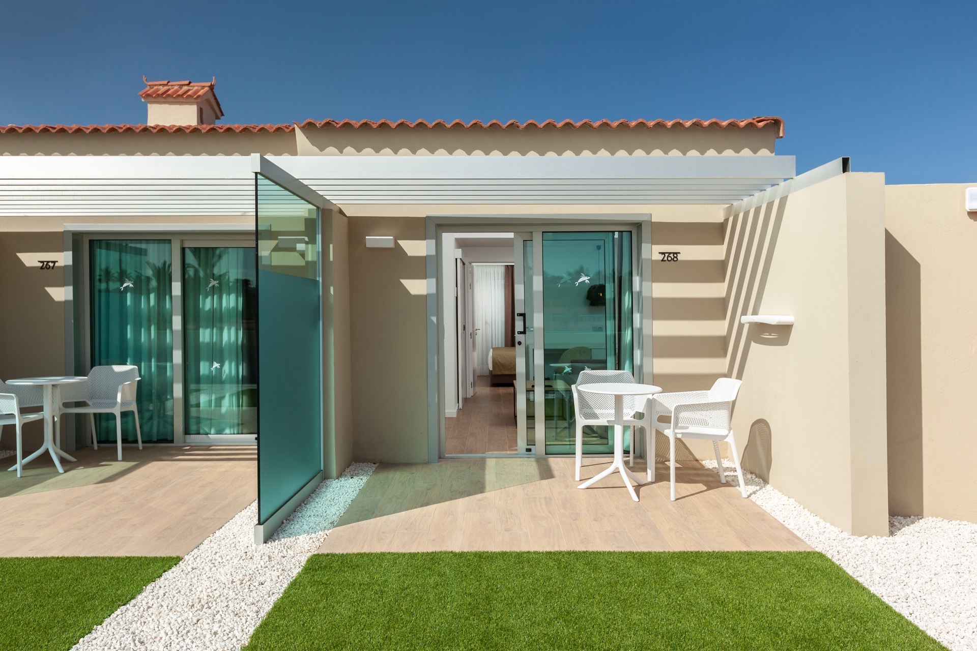 terrace kumara serenoa suites