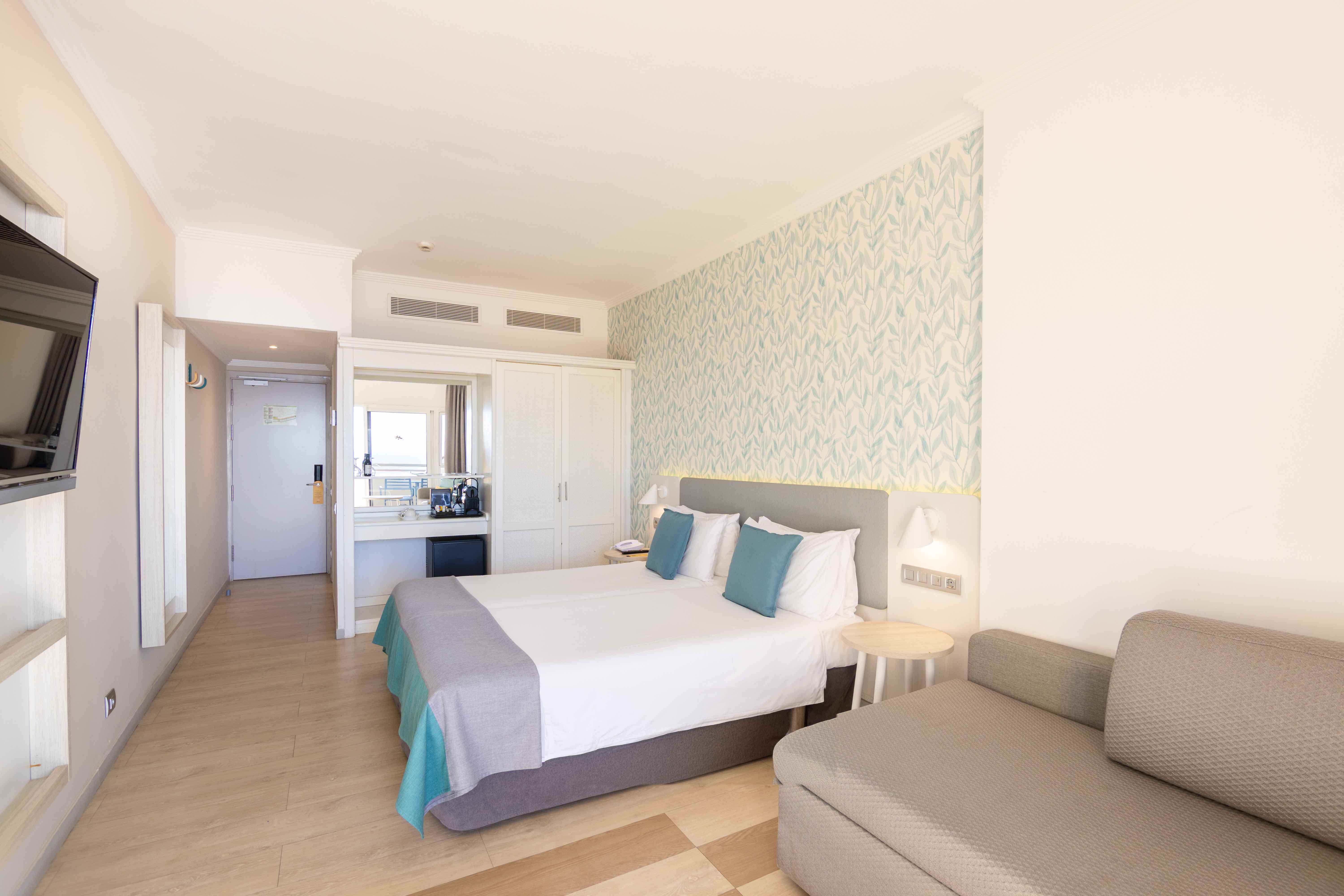 bett-doppelzimmer-standard-hotel-abora-continental