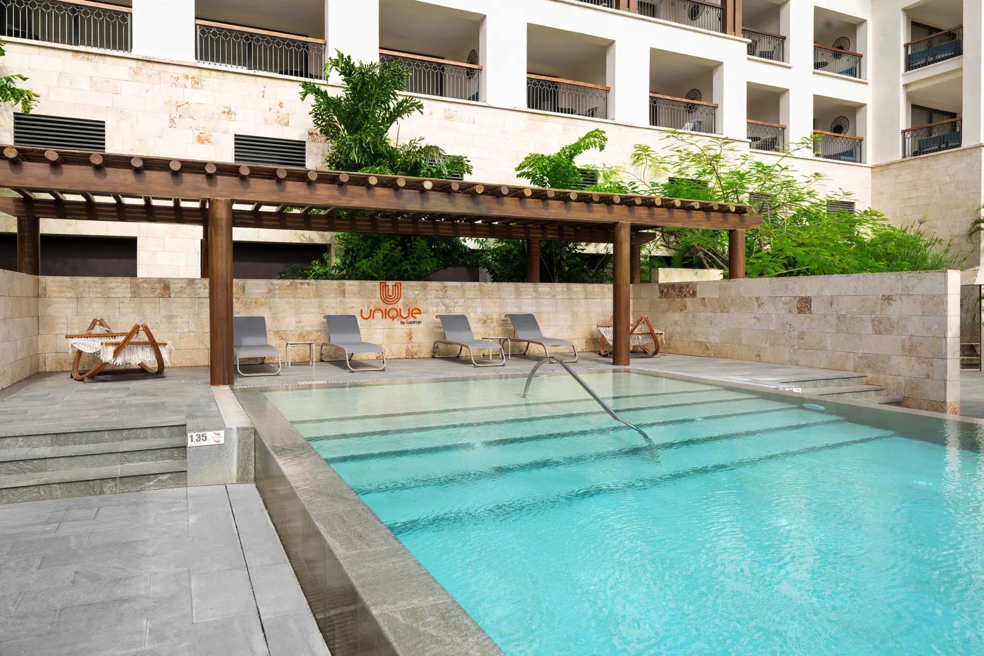 hammock unique pool lopesan costa bavaro spa & casino