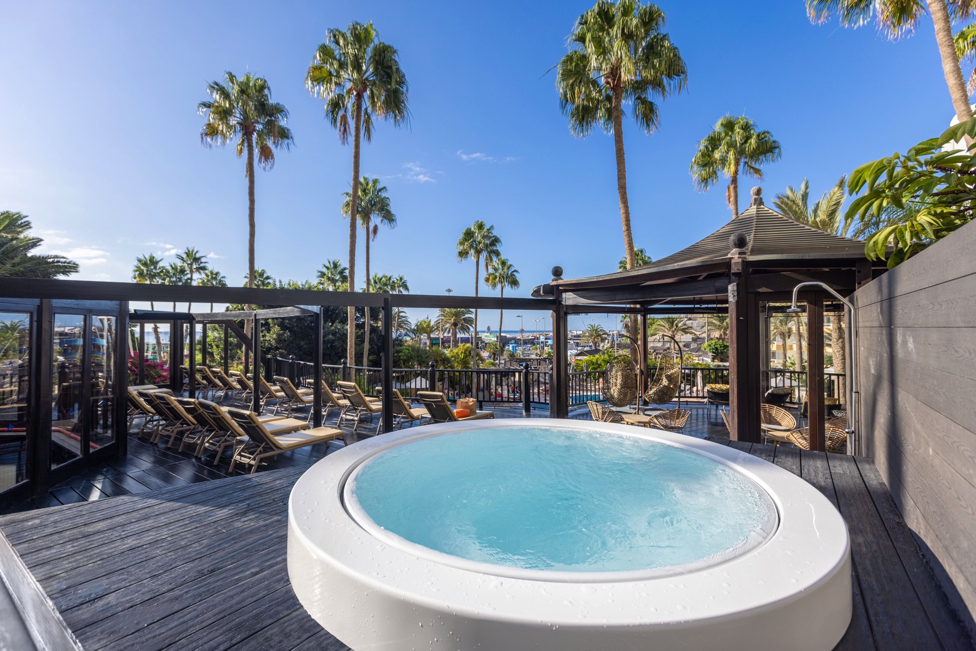 fotos corallium dunamar by lopesan hotels solarium unique