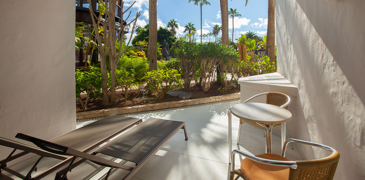 photos terrace rooms corallium dunamar