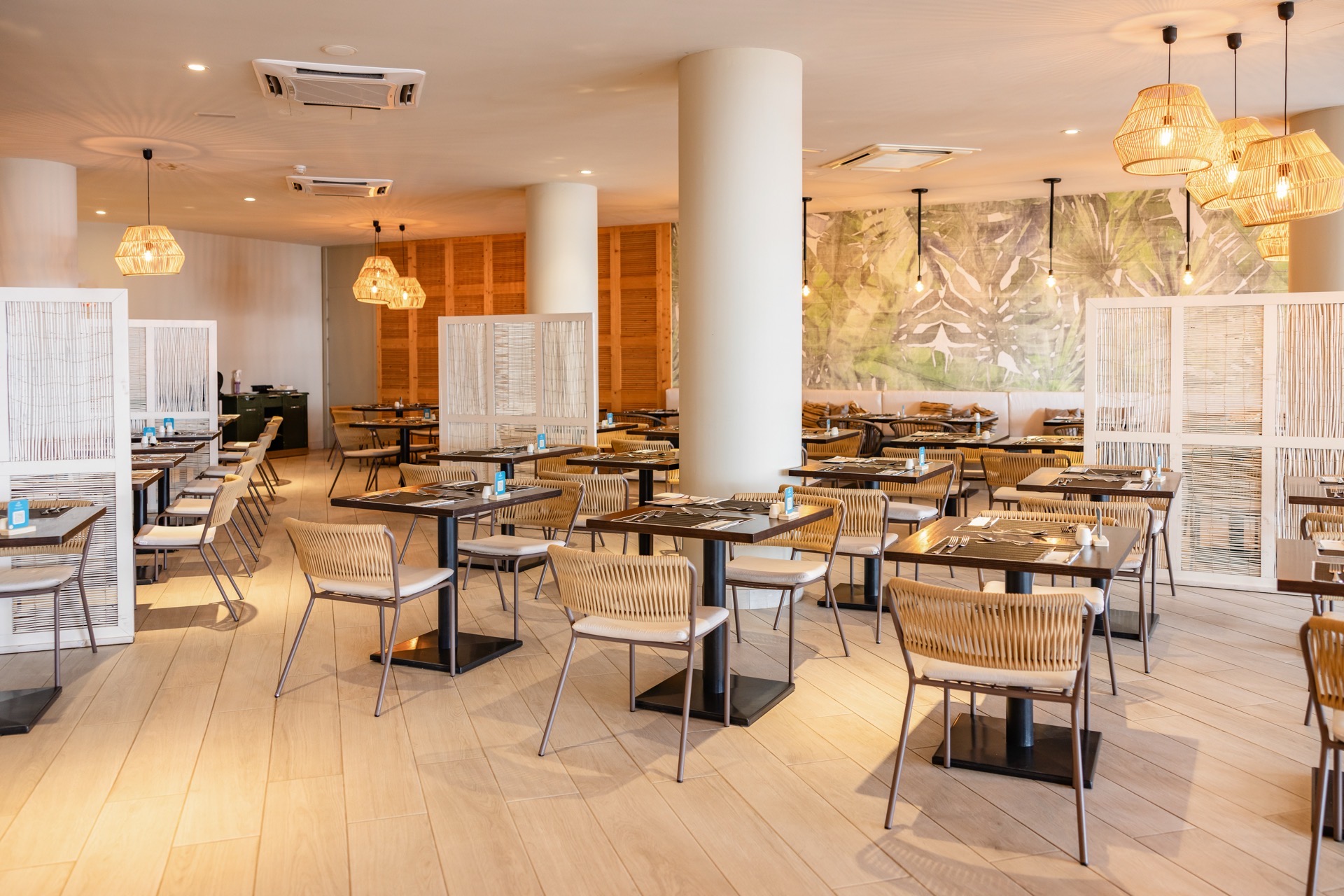 image gallery gastronomy hotel corallium dunamar