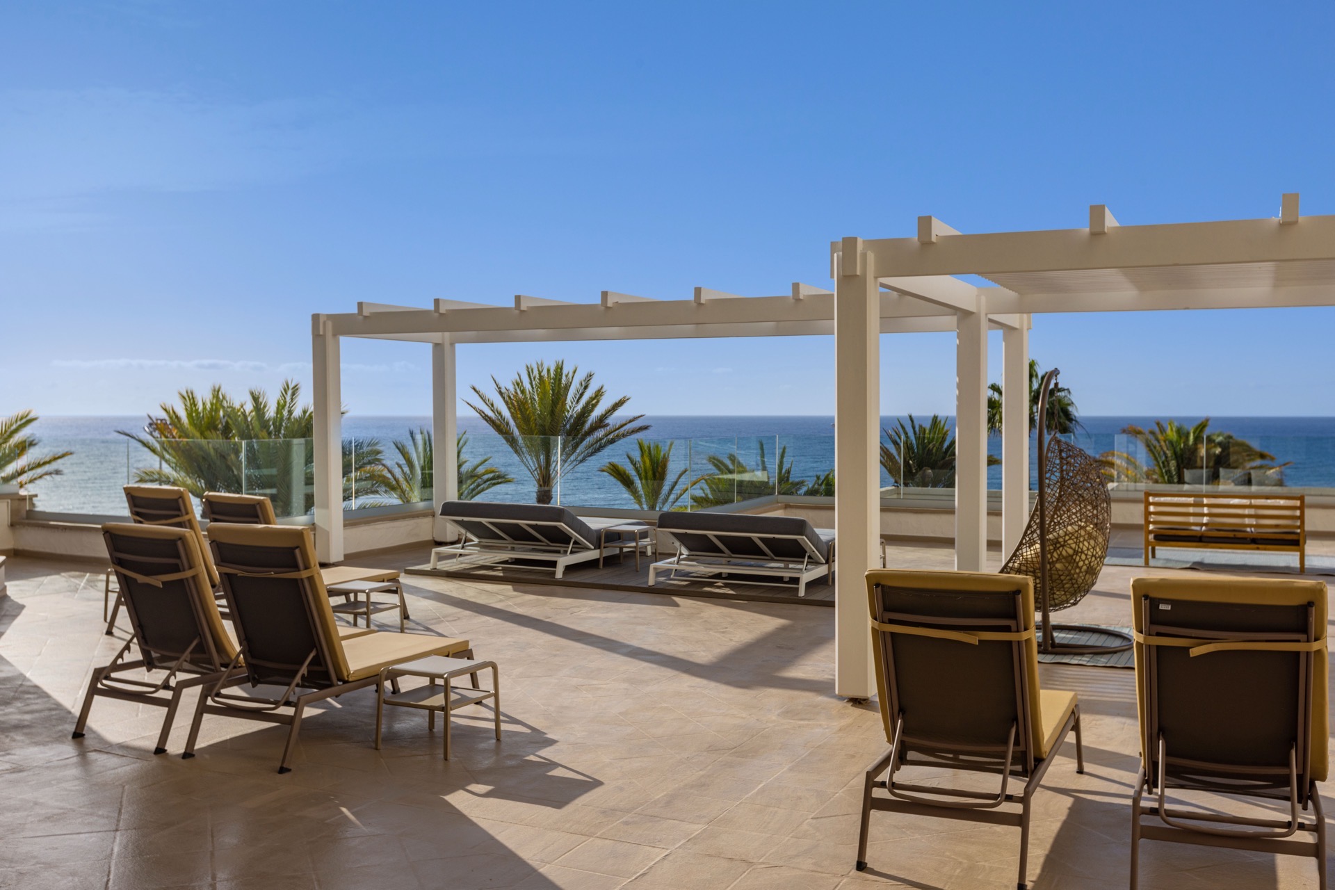 fotos terraza habitaciones unique solarium corallium dunamar