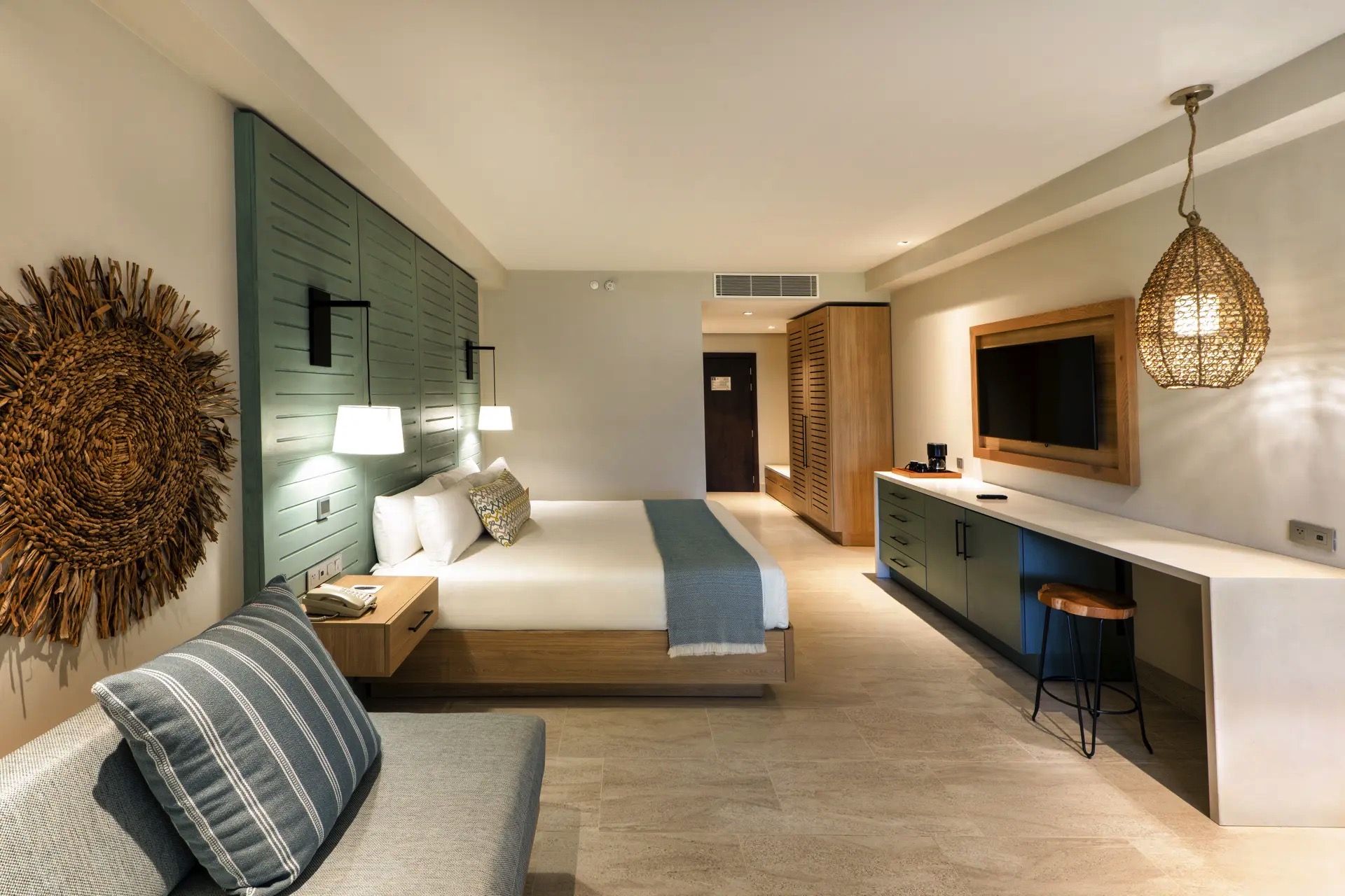 cama resort king tropical junior suite resort lopesan costa bavaro