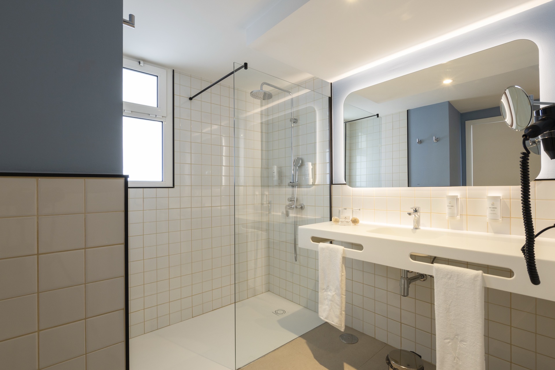 bathroom superior suite sea view room hotel abora interclub atlantic