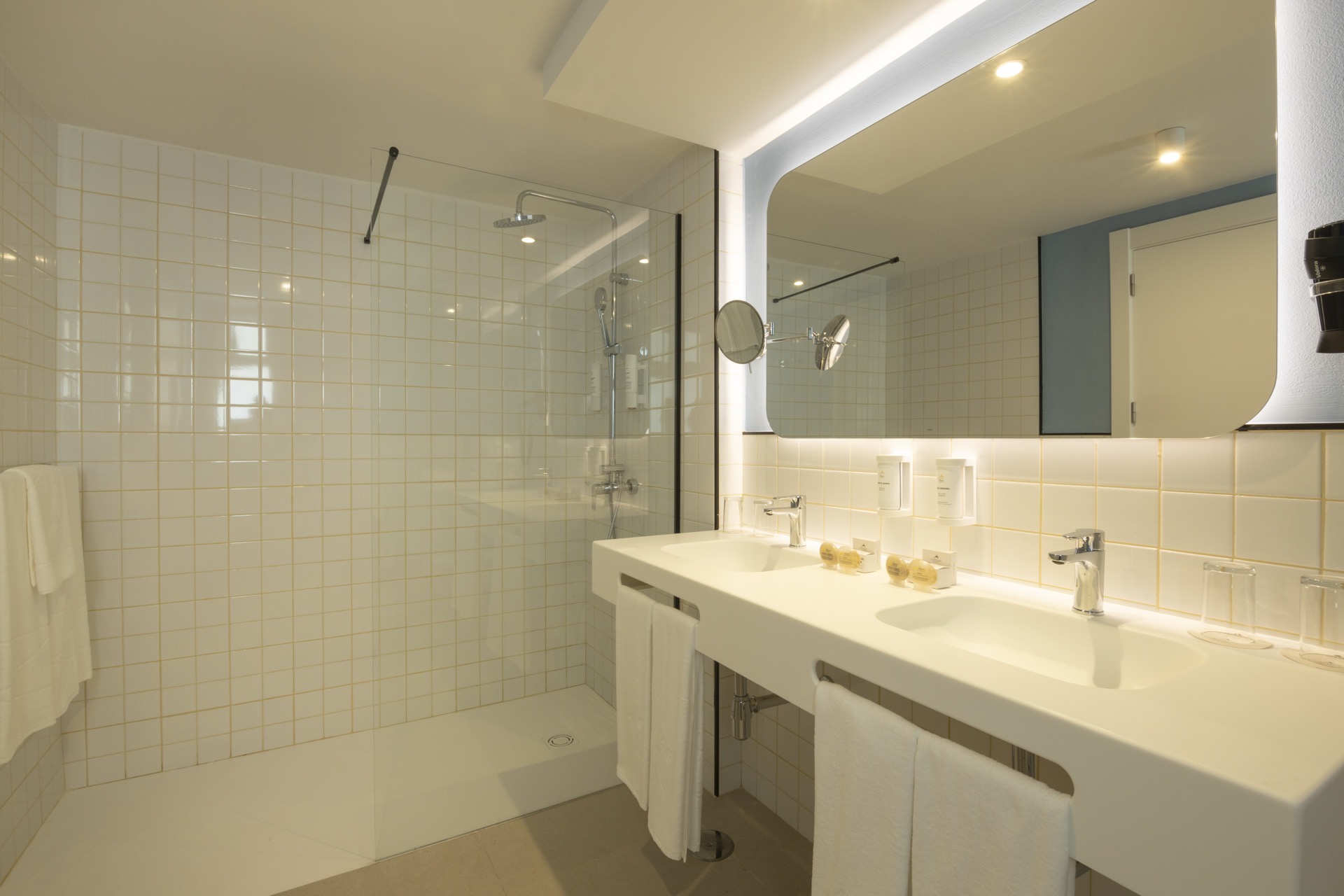 bathroom master suite sea view room hotel abora interclub atlantic