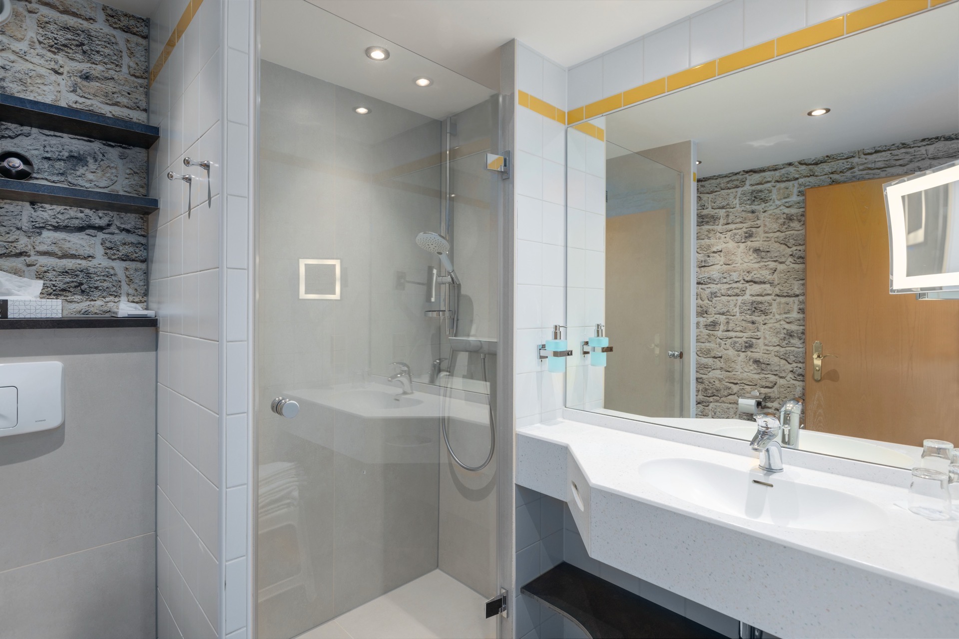 badezimmer doppelzimmer komfort mit terrasse oder balkon hotel ifa alpenrose