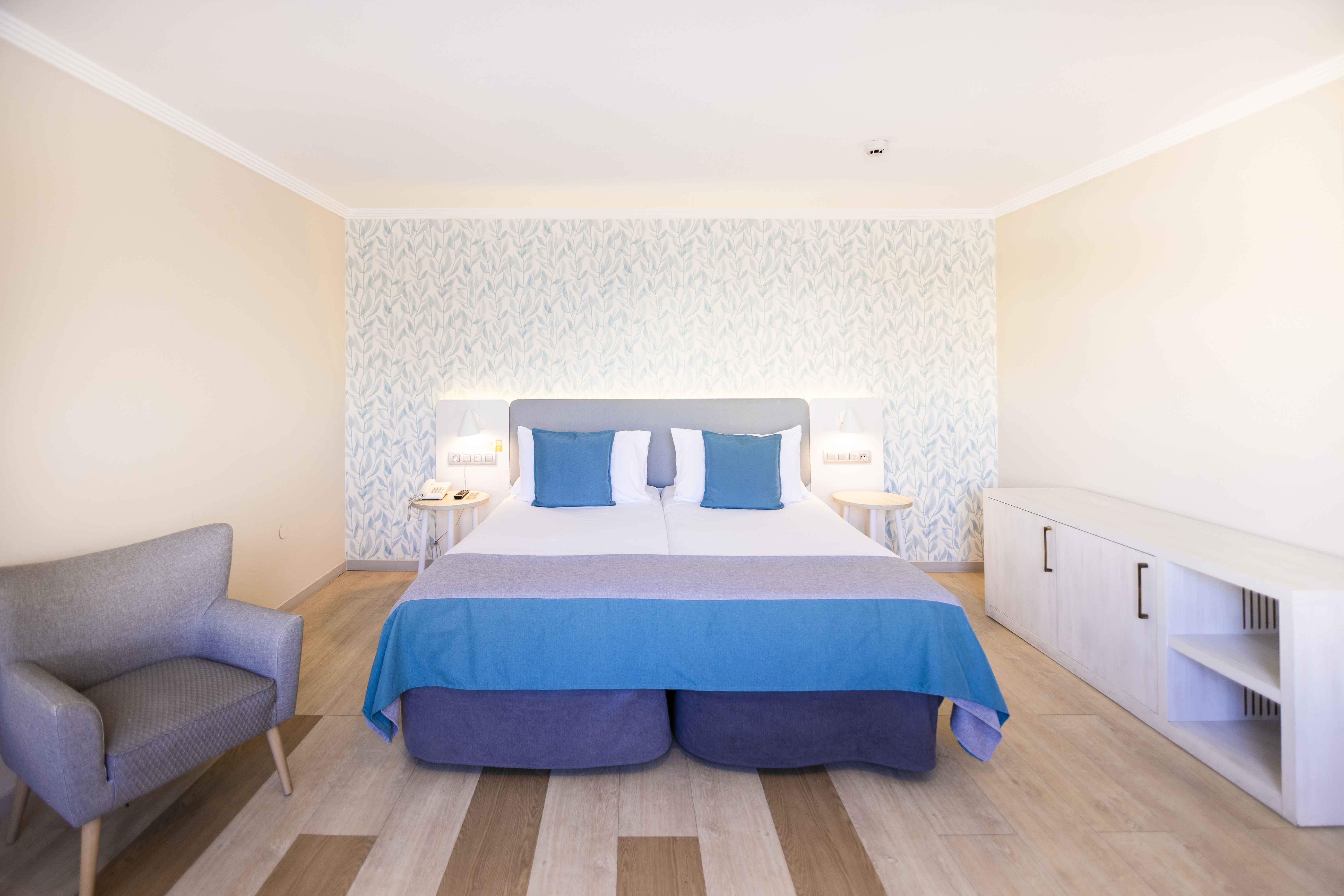 bett doppelzimmer standard economy hotel abora continental