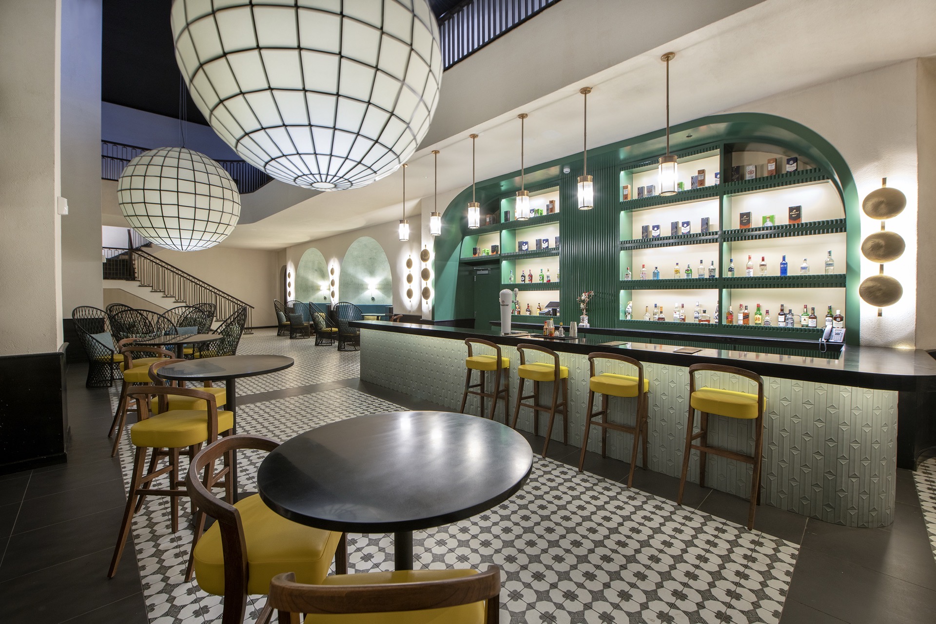 theater bar celebrations hotel lopesan costa bávaro