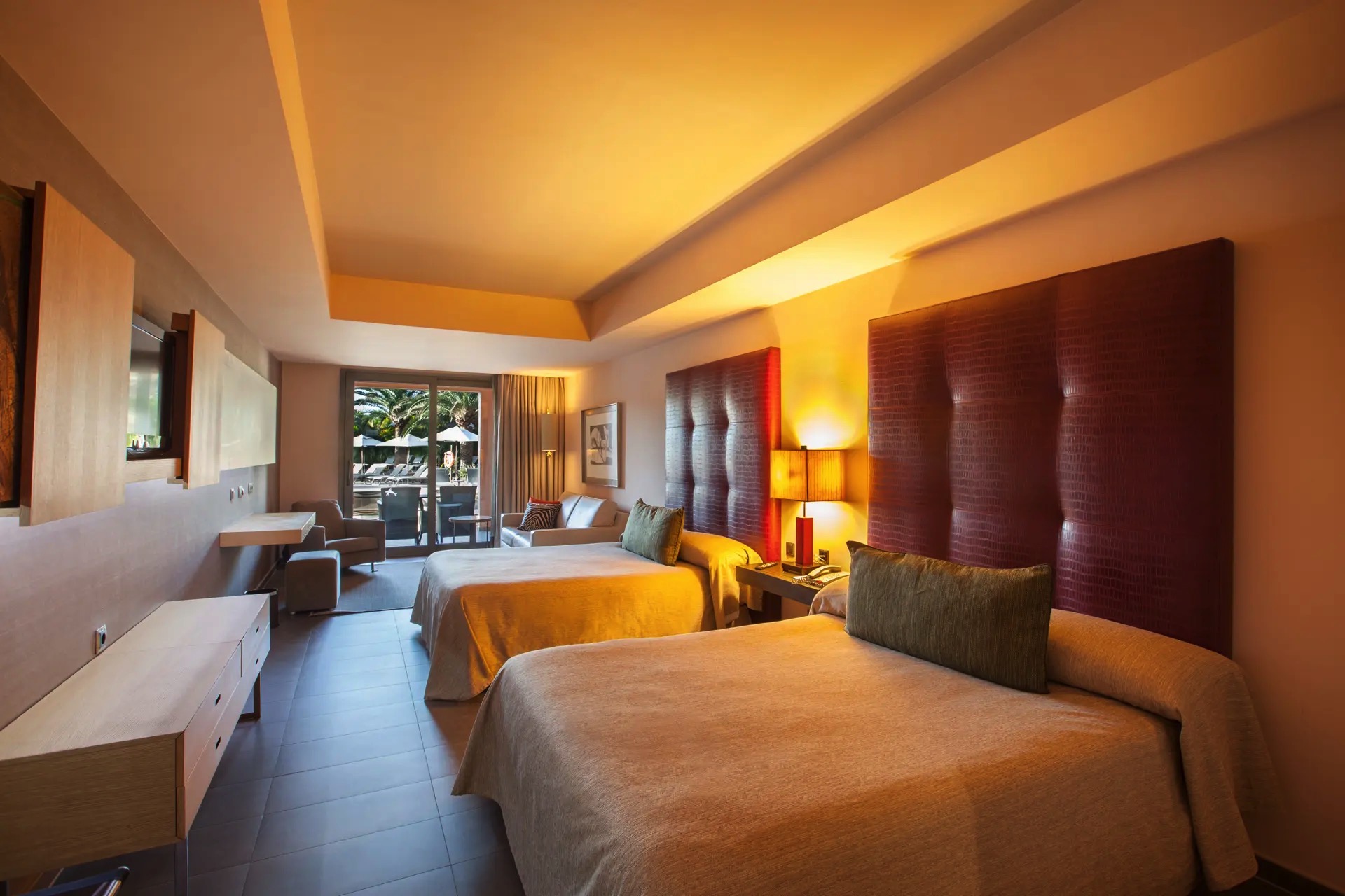 photos bathroom family rooms hotel lopesan baobab