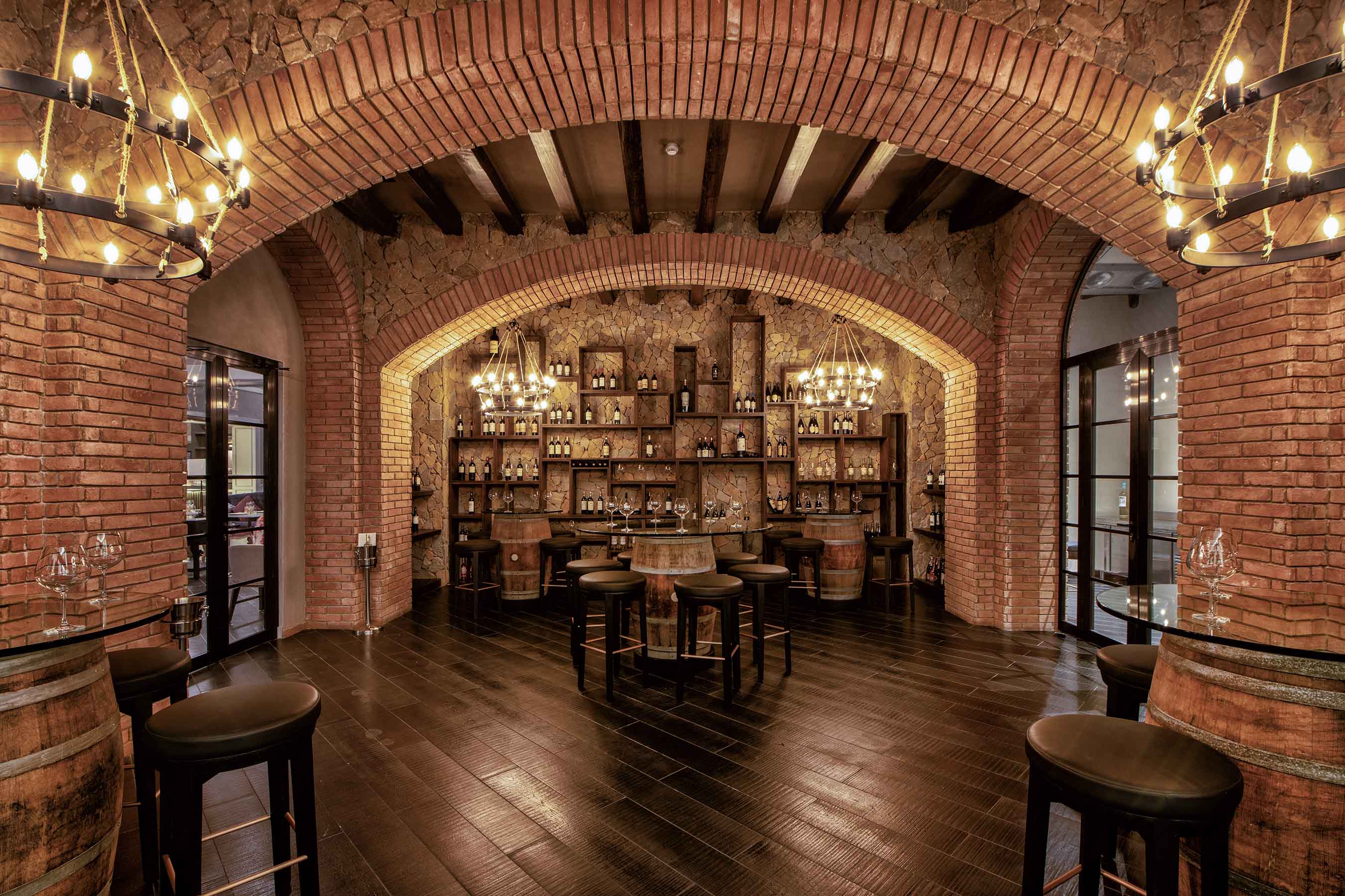 Baco Weinbar Bilder Lopesan Splash Cove