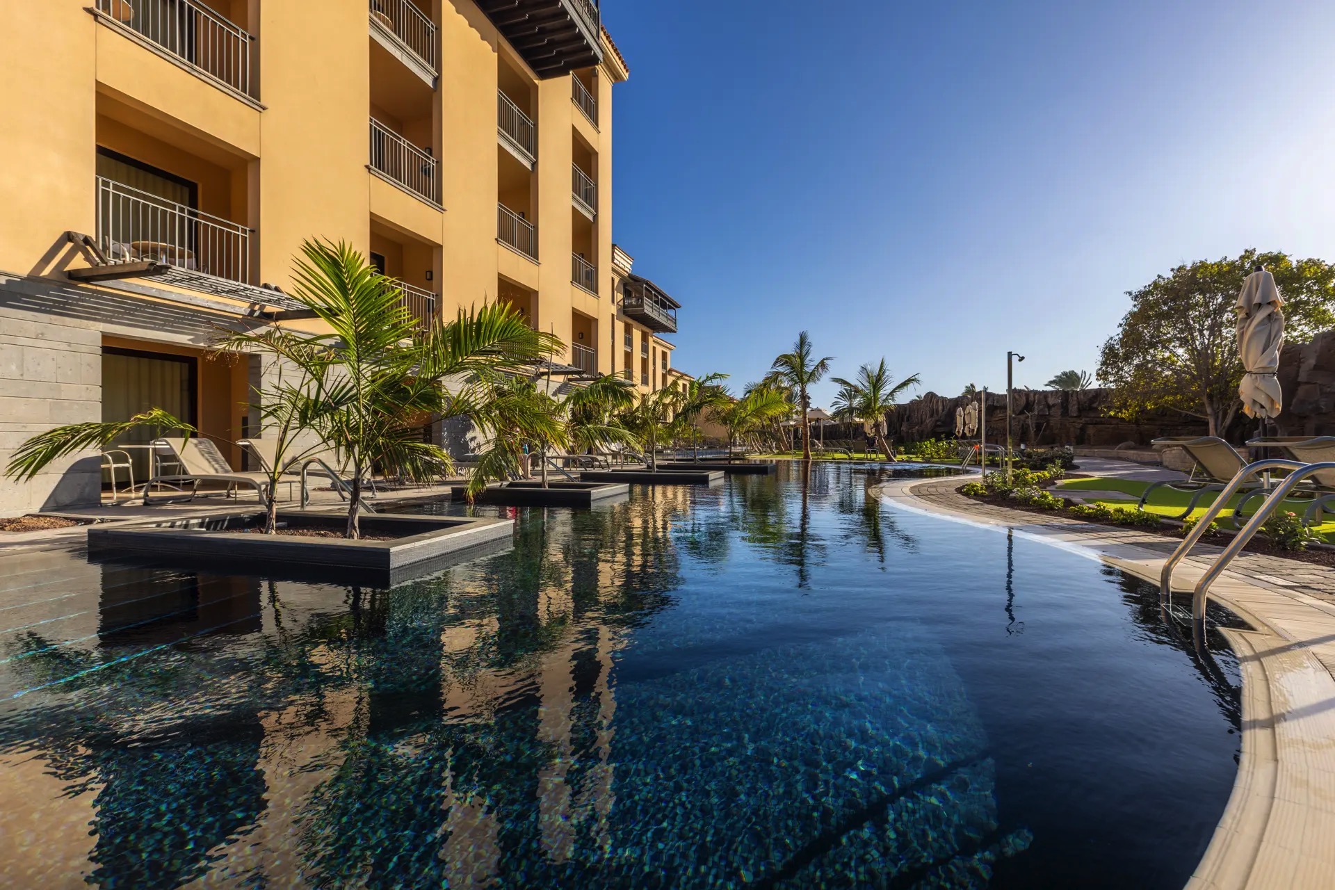 lopesan costa meloneras resort & spa premium pools