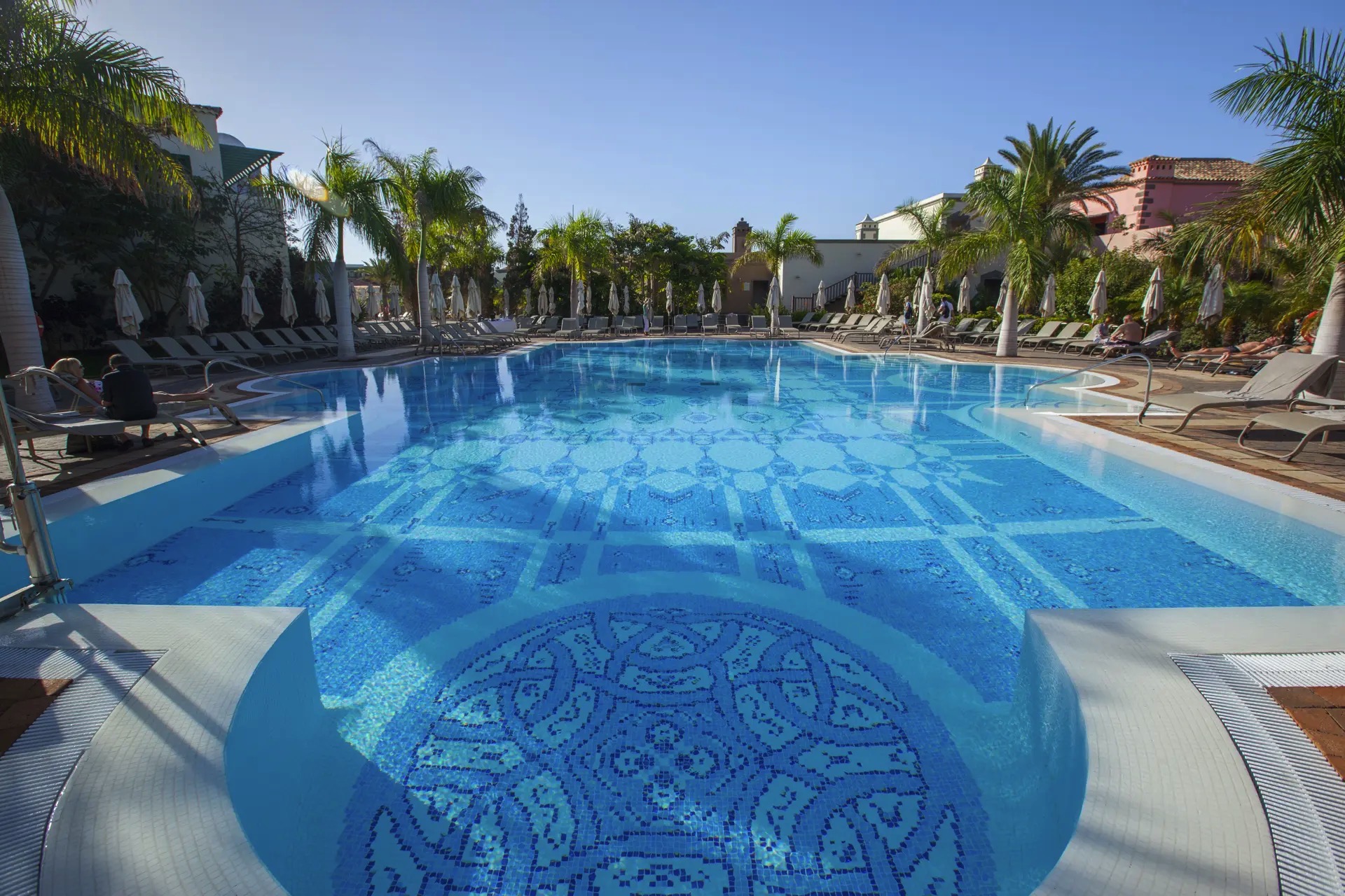 relax lopesan villa del conde resort & thalasso pool