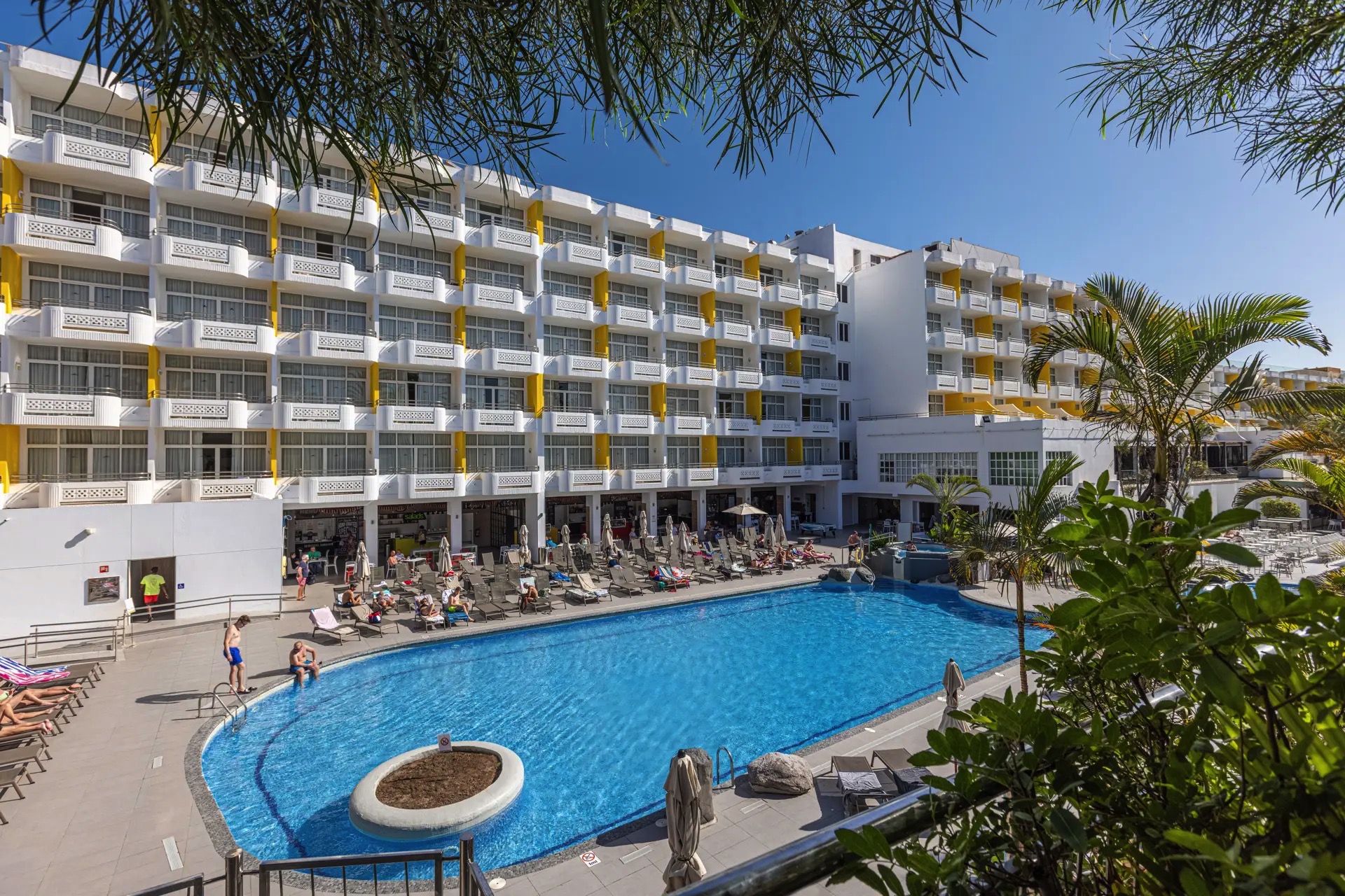 main pool relaxation area abora catarina by lopesan hotels