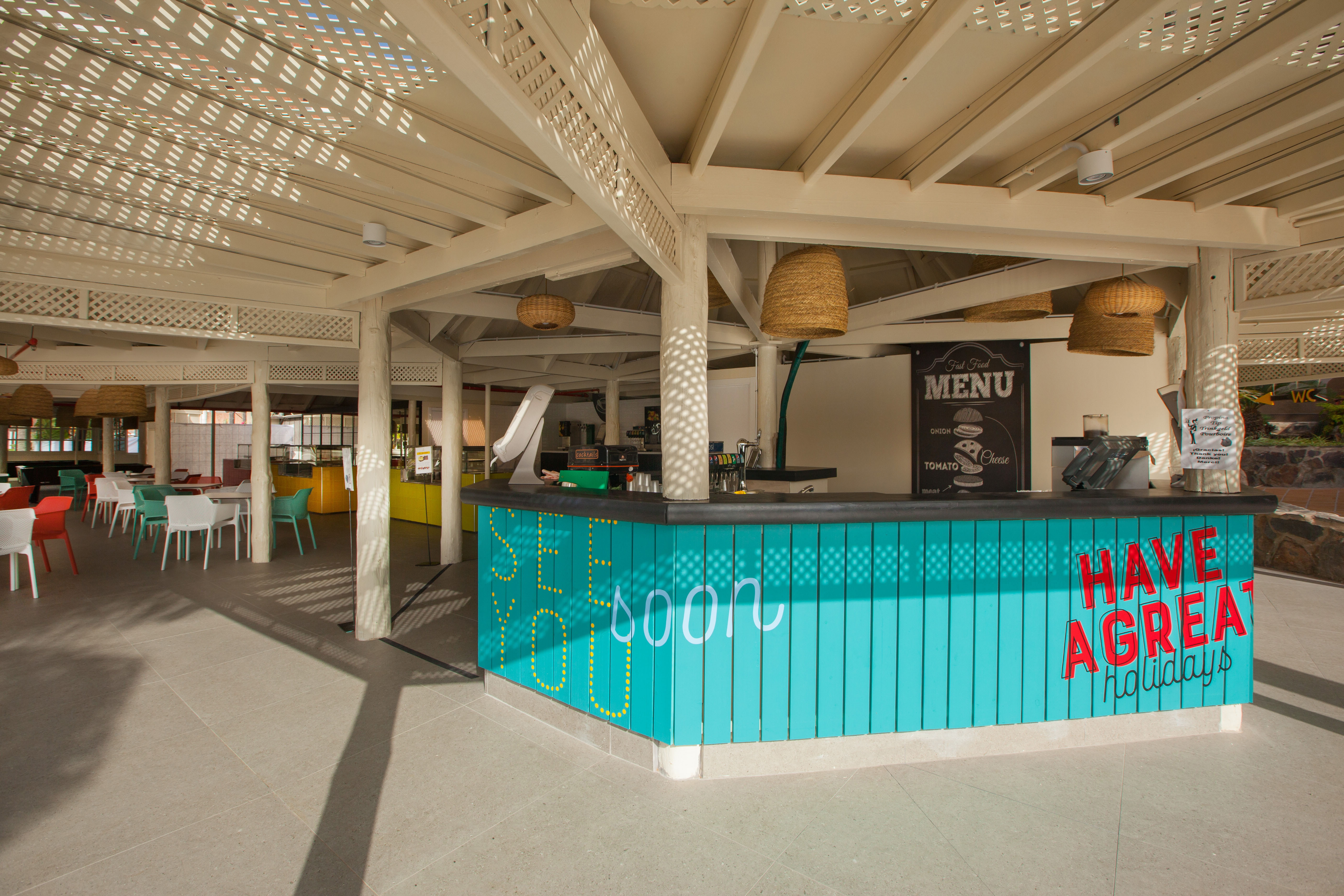 pool bar abora continental by lopesan hotels