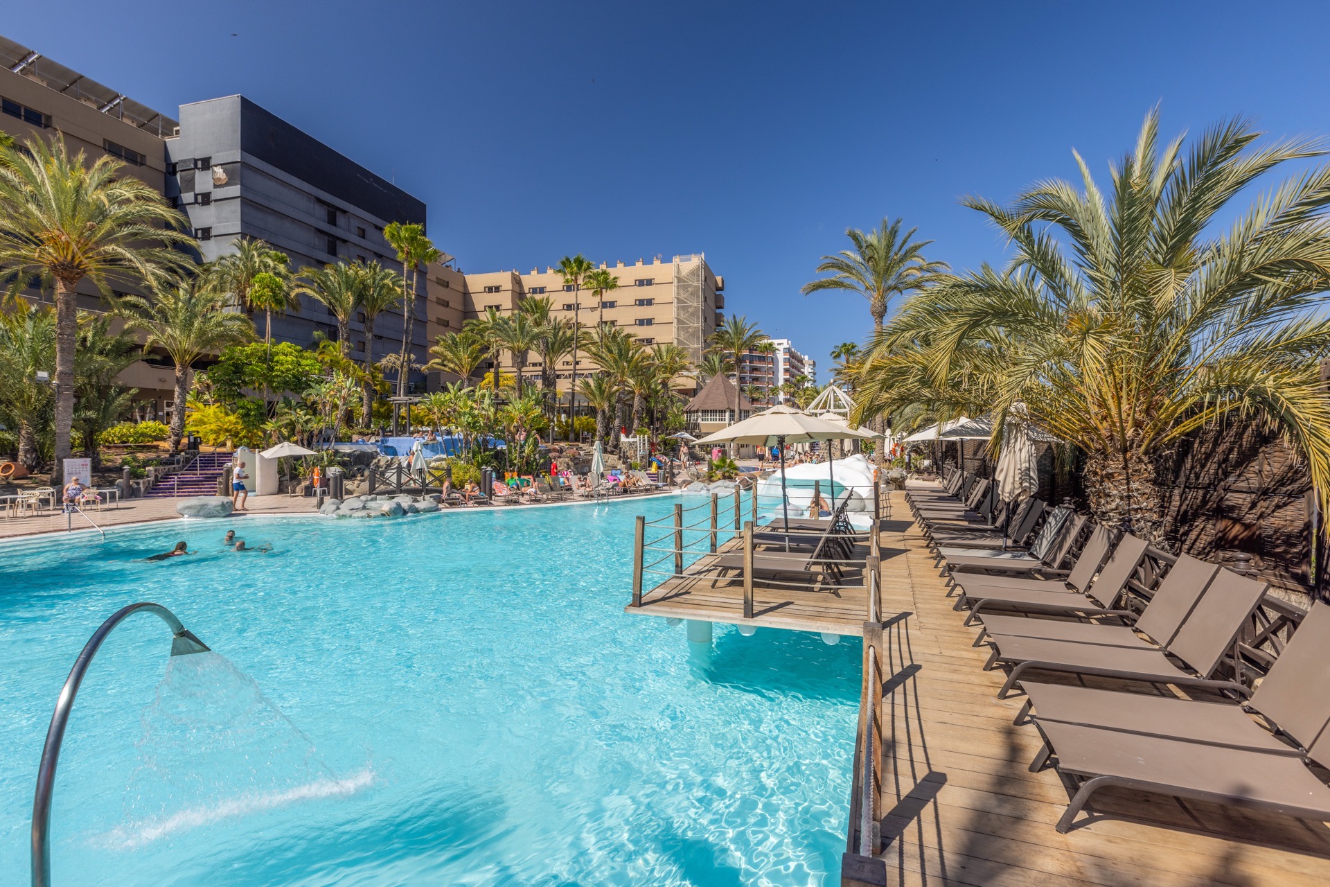 piscina fun abora continental by lopesan hotels