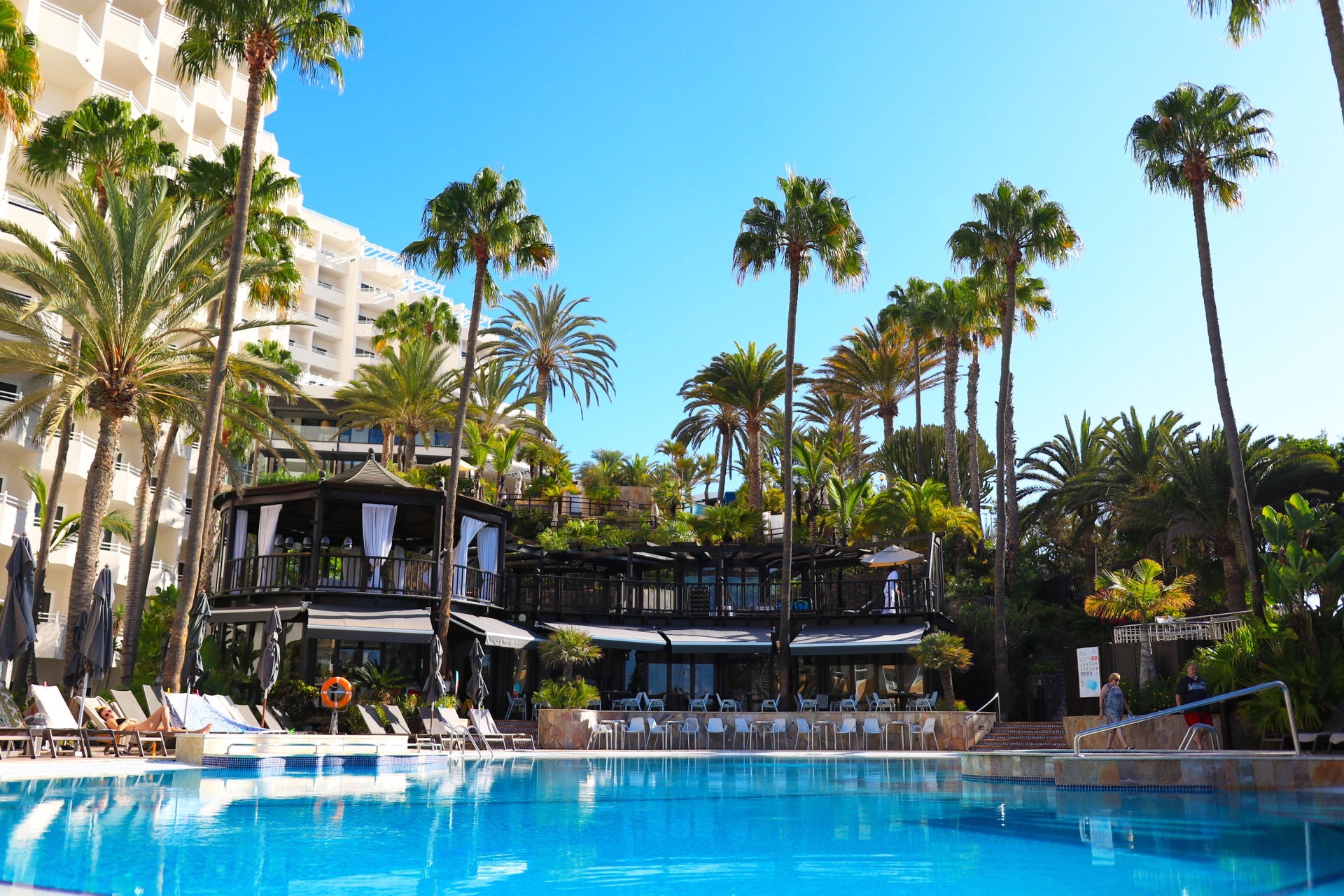 brisa pool corallium dunamar by lopesan hotels